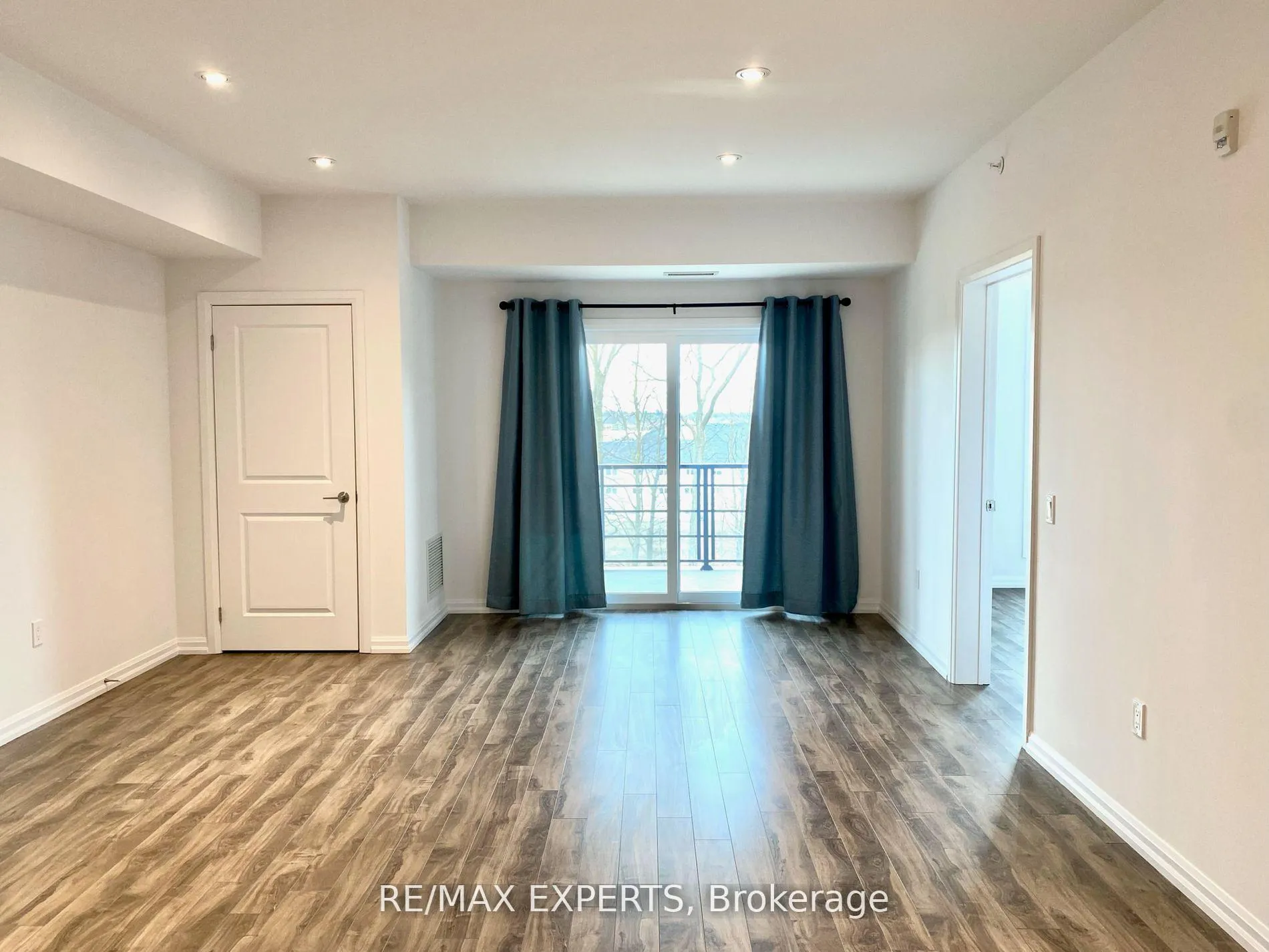 Photo 4 of Unit 306, 302 Essa Road, Barrie, Ardagh — HOMEH