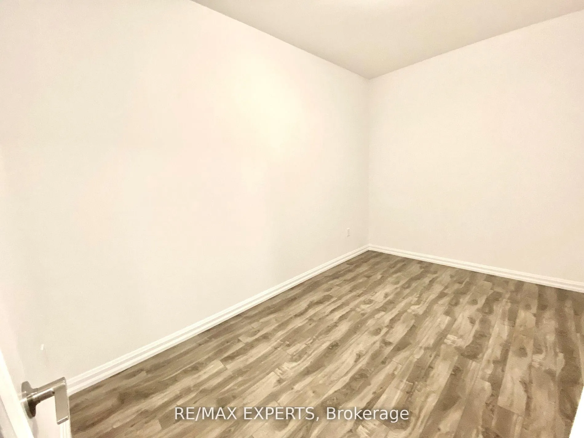 Photo 8 of Unit 306, 302 Essa Road, Barrie, Ardagh — HOMEH