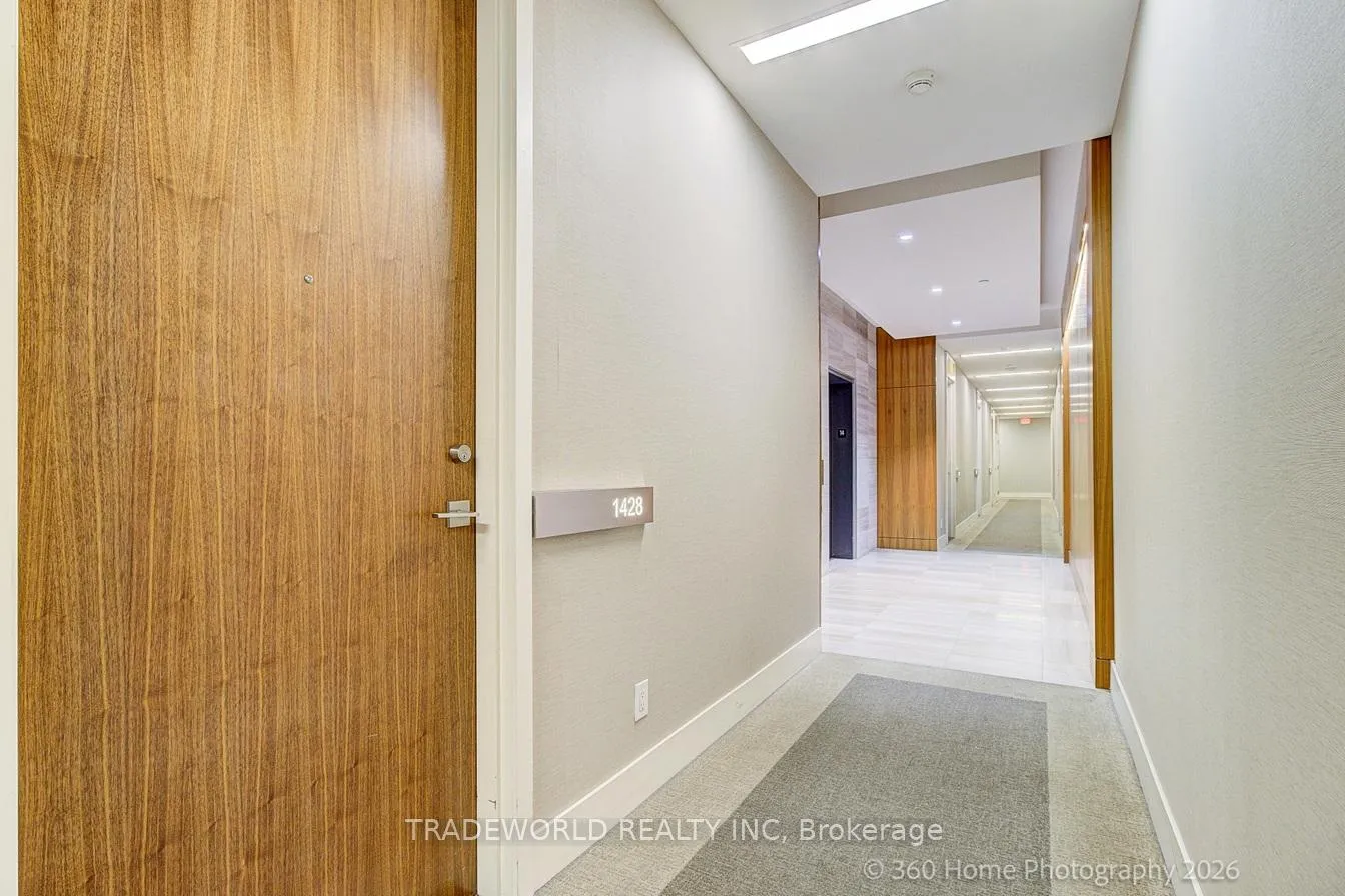 Photo 3 of Unit 1428, 111 St. Clair Avenue W, Toronto, Yonge-St. Clair — HOMEH