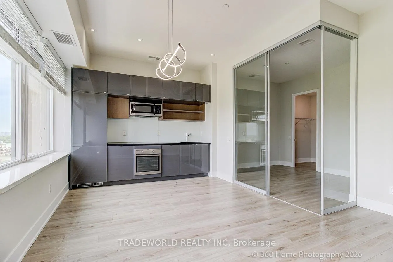 Photo 6 of Unit 1428, 111 St. Clair Avenue W, Toronto, Yonge-St. Clair — HOMEH