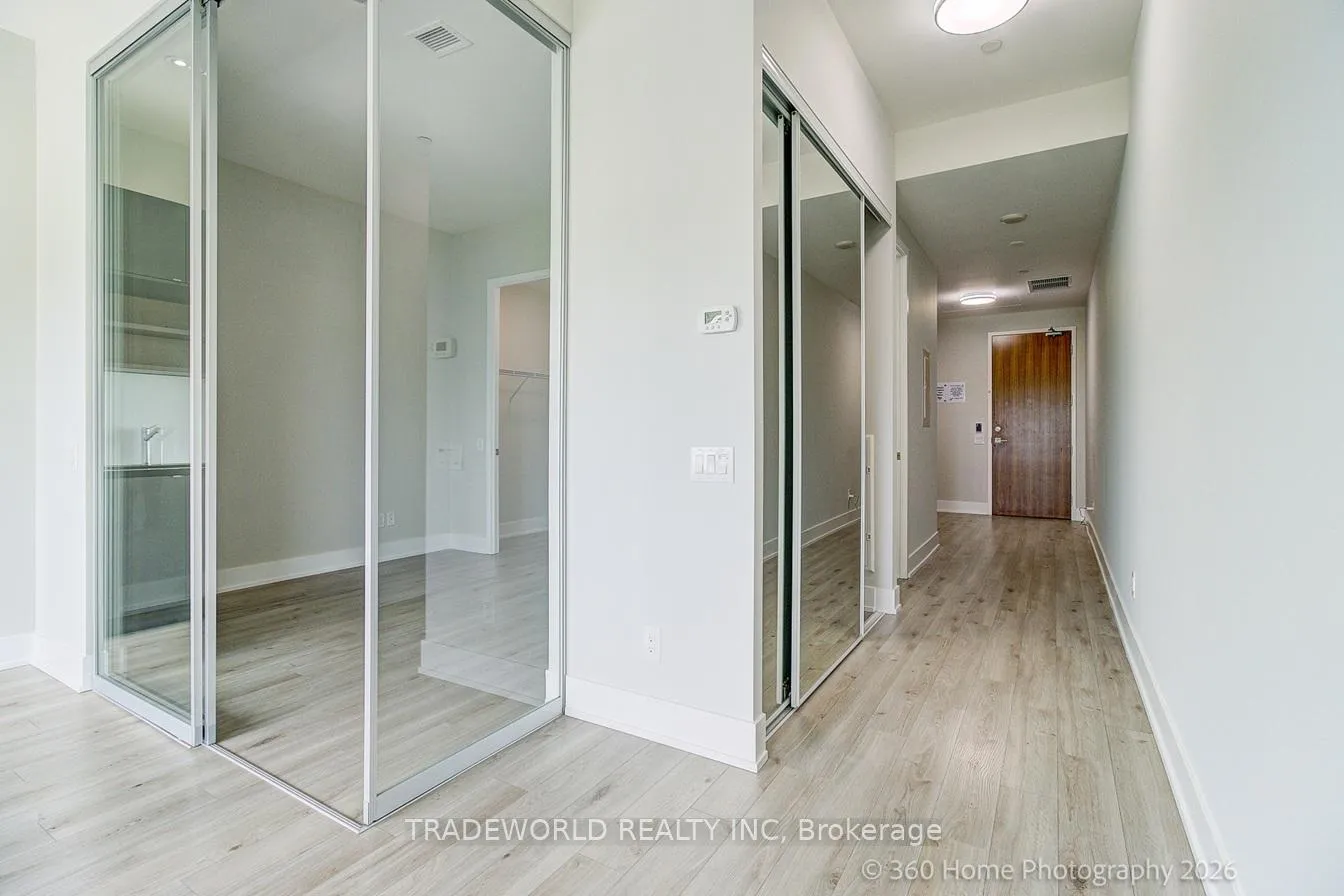 Photo 20 of Unit 1428, 111 St. Clair Avenue W, Toronto, Yonge-St. Clair — HOMEH