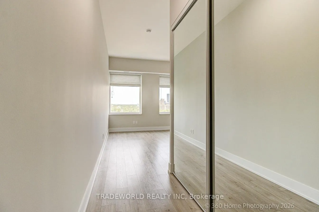 Photo 23 of Unit 1428, 111 St. Clair Avenue W, Toronto, Yonge-St. Clair — HOMEH
