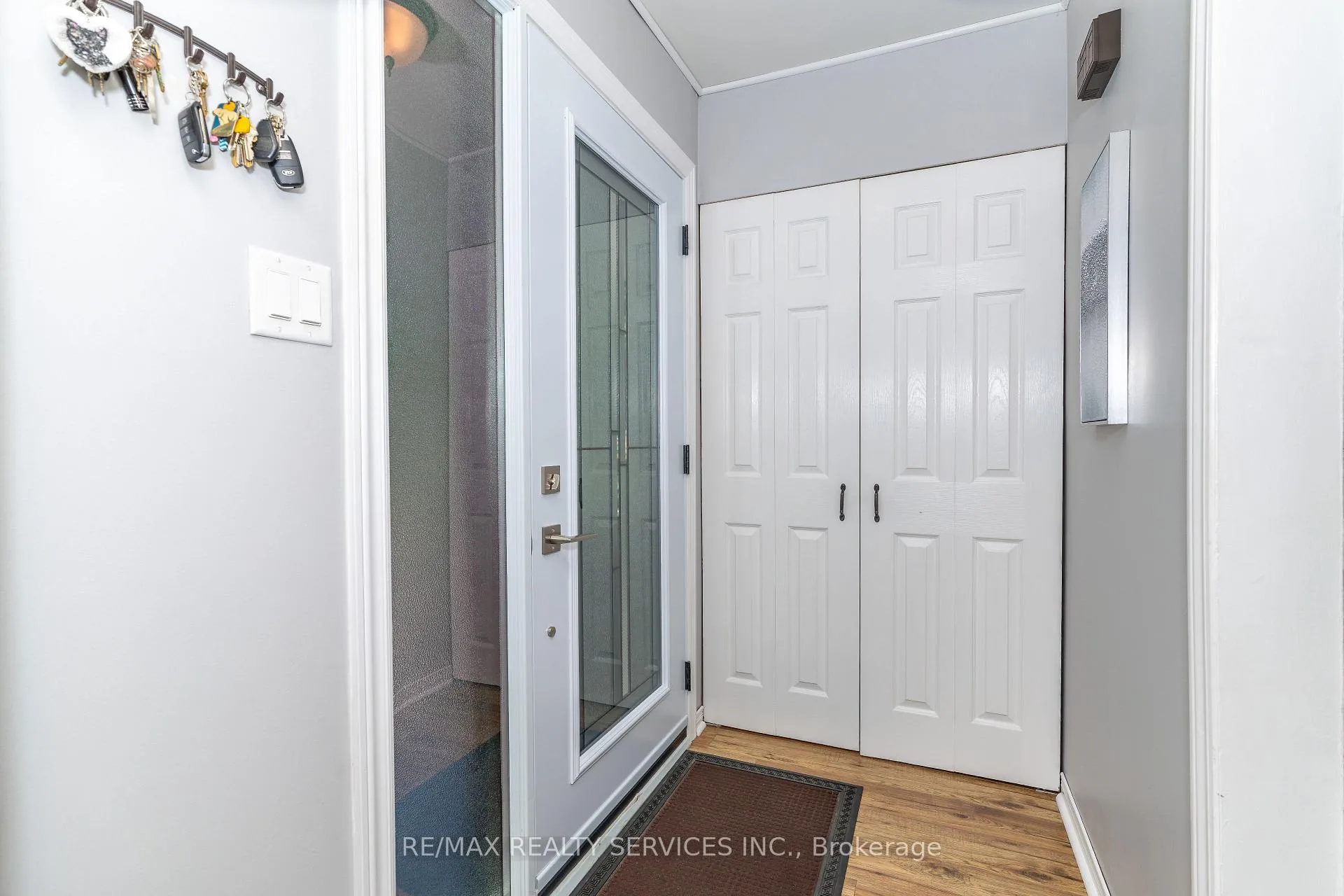 Photo 6 of 21 Herkley Drive, Brampton, Madoc — HOMEH