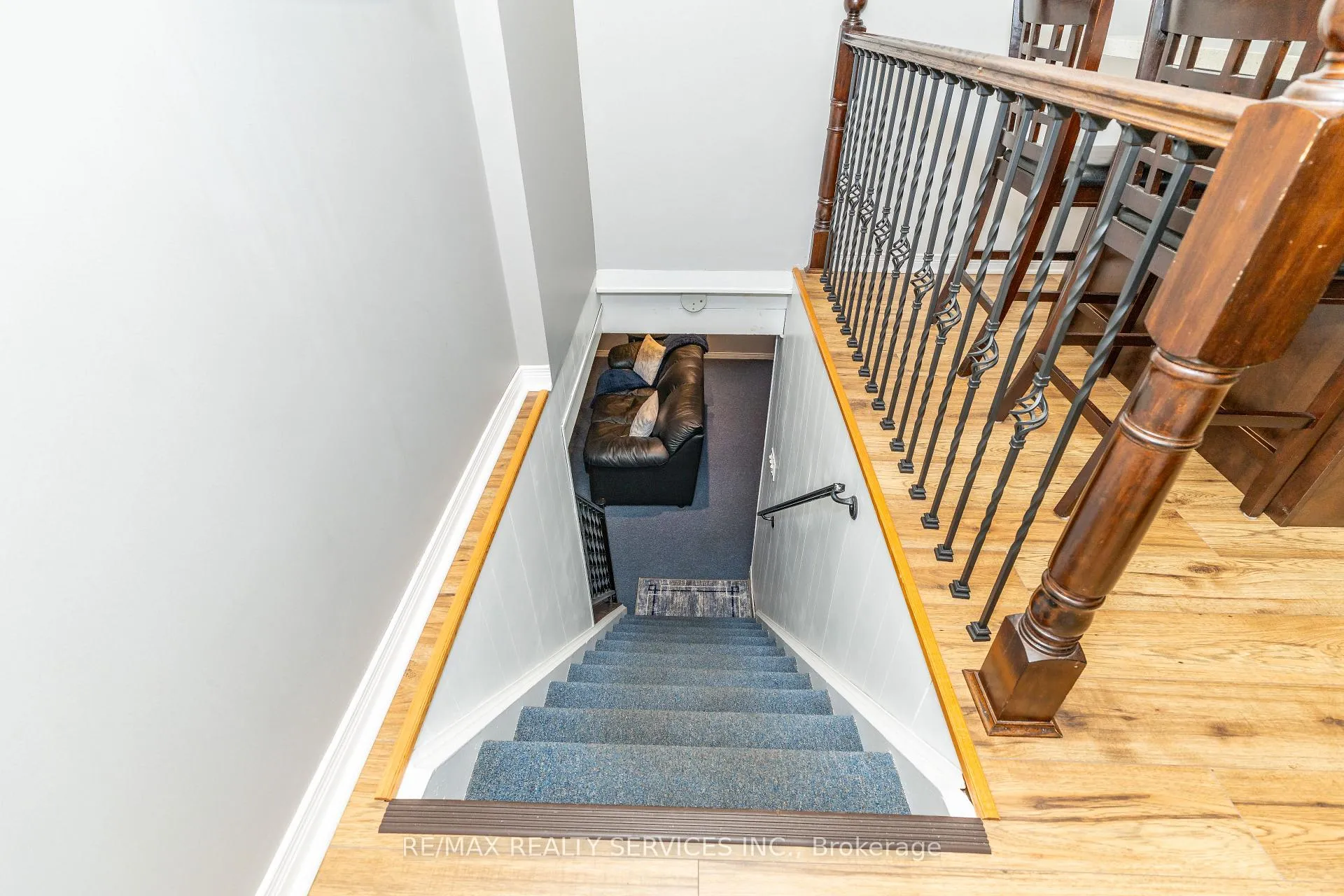 Photo 22 of 21 Herkley Drive, Brampton, Madoc — HOMEH
