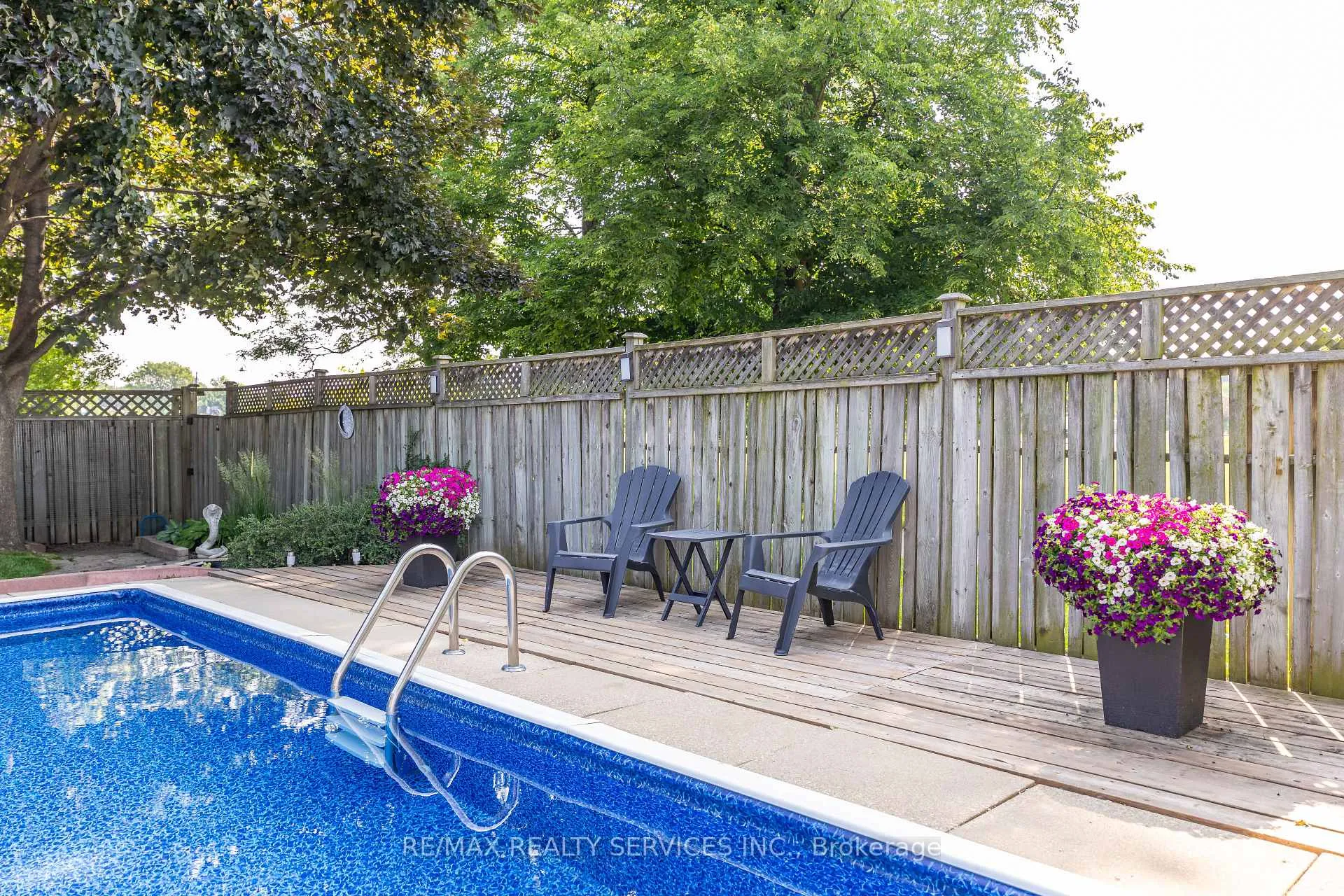 Photo 42 of 21 Herkley Drive, Brampton, Madoc — HOMEH