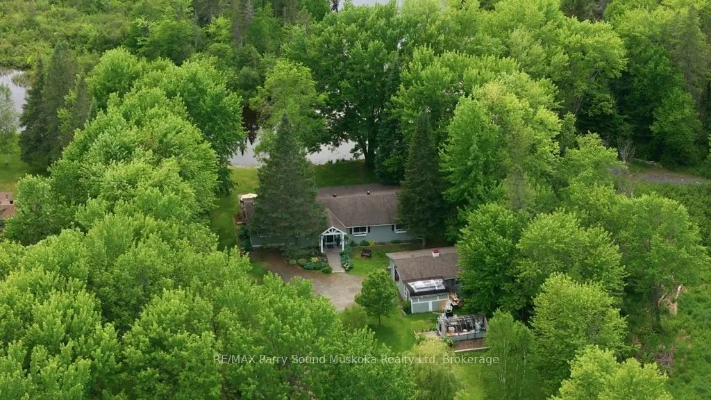 Photo 5 of 49 Maple Street, Seguin — HOMEH