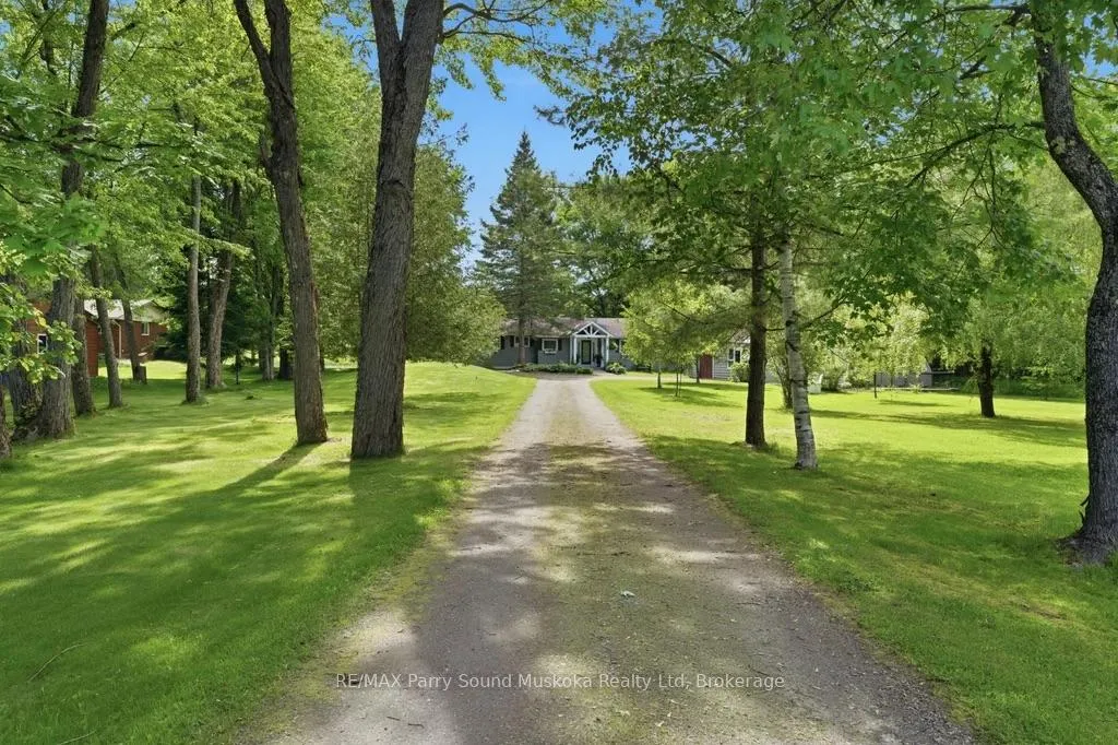 Photo 6 of 49 Maple Street, Seguin — HOMEH