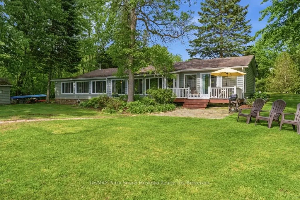 Photo 2 of 49 Maple Street, Seguin — HOMEH
