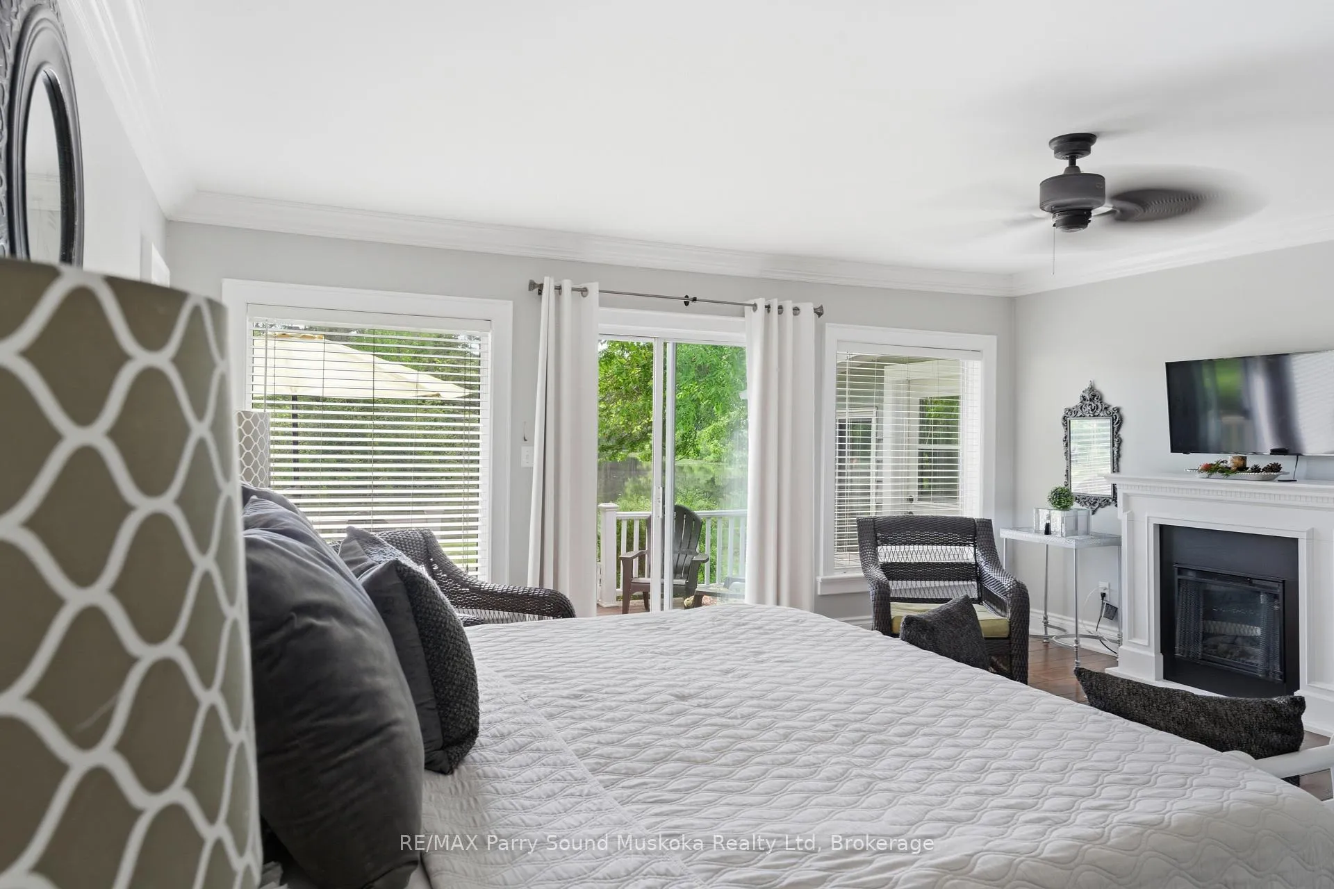 Photo 37 of 49 Maple Street, Seguin — HOMEH