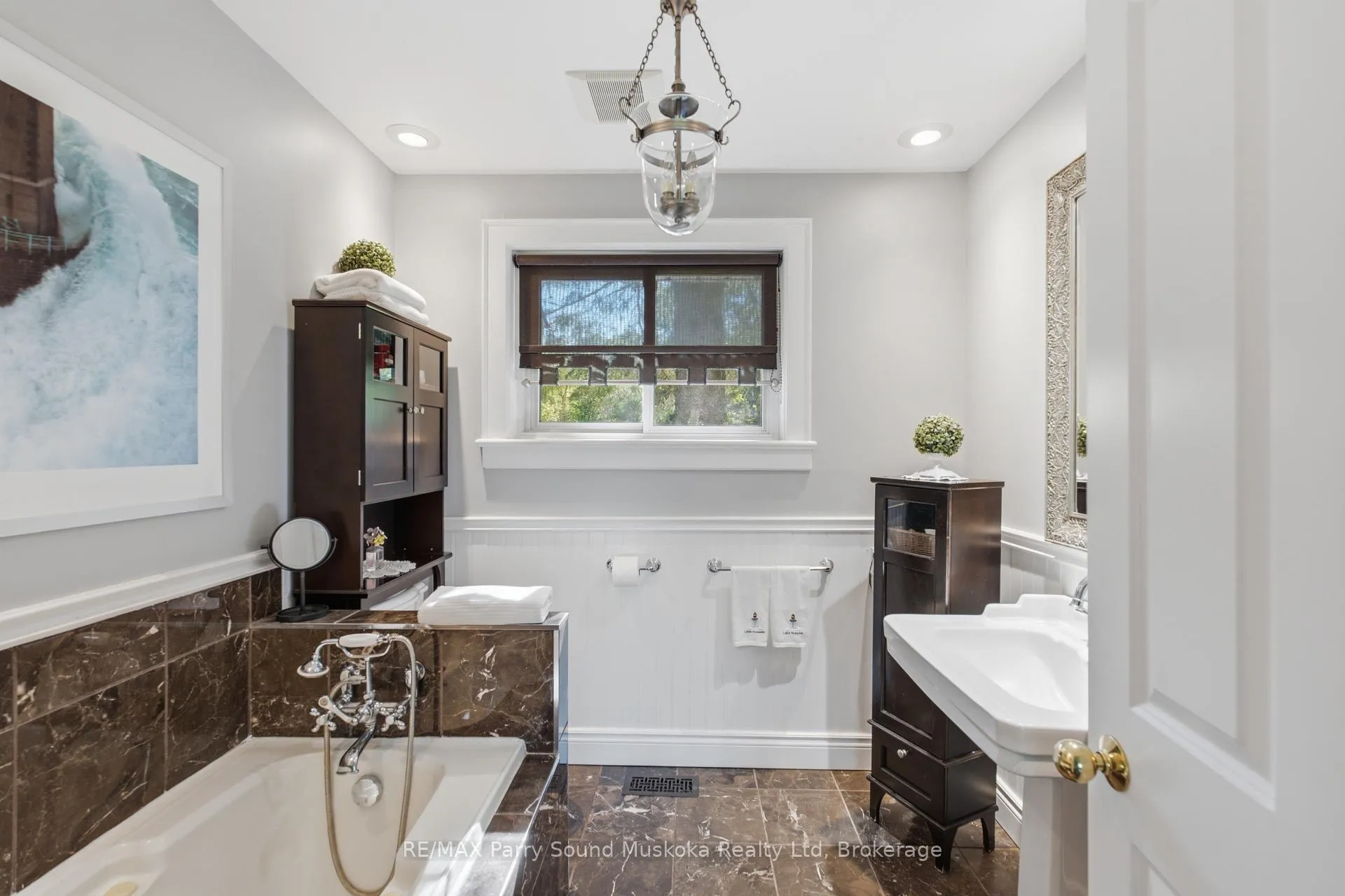Photo 44 of 49 Maple Street, Seguin — HOMEH