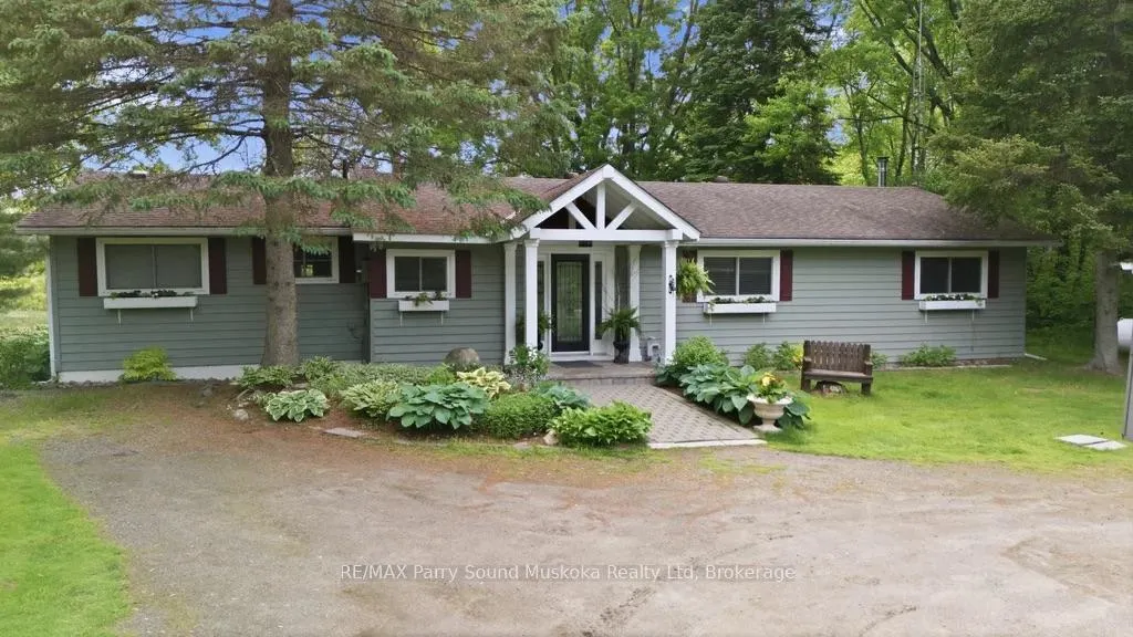 Photo 48 of 49 Maple Street, Seguin — HOMEH