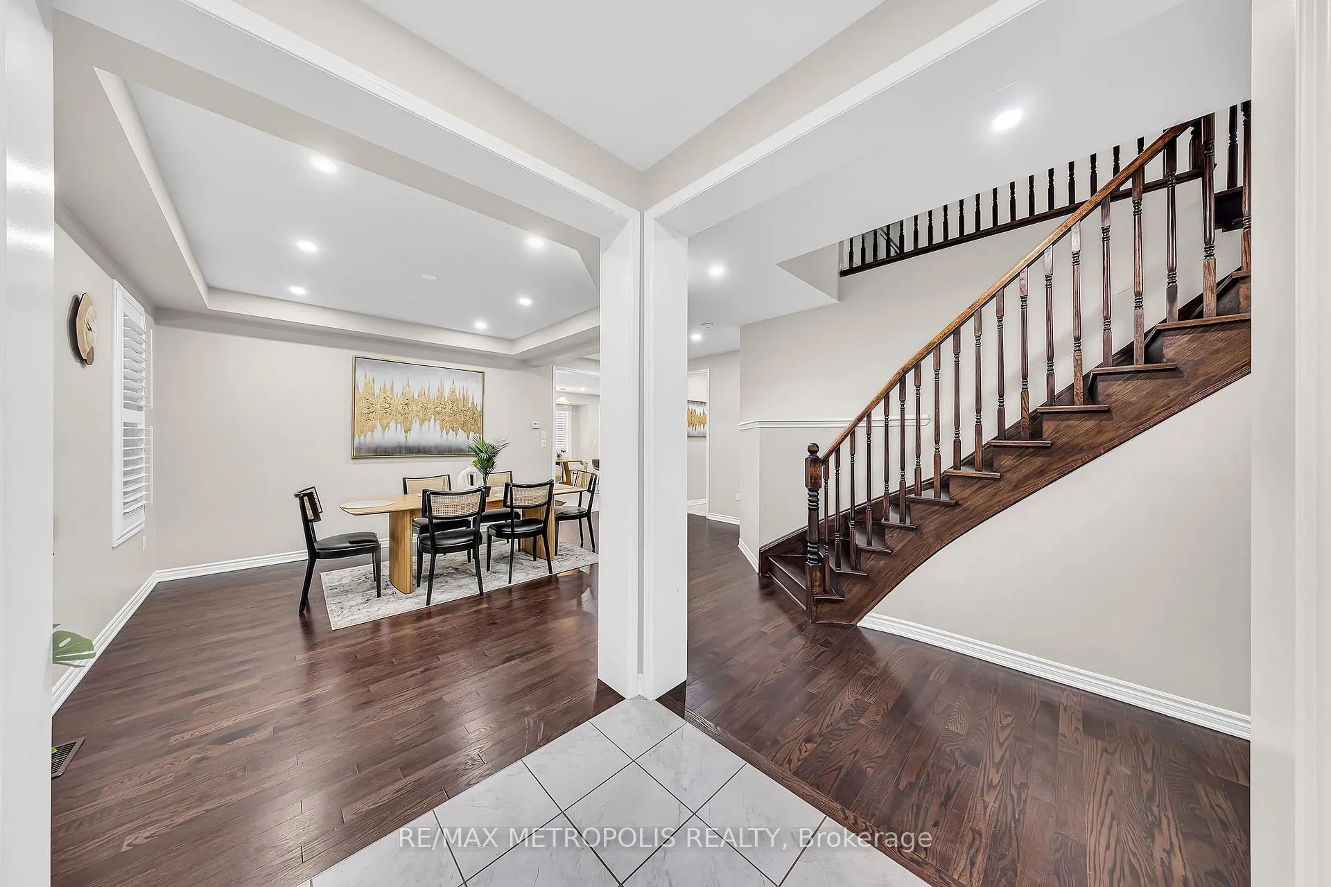 Photo 6 of 94 Newhouse Boulevard, Caledon, Rural Caledon — HOMEH