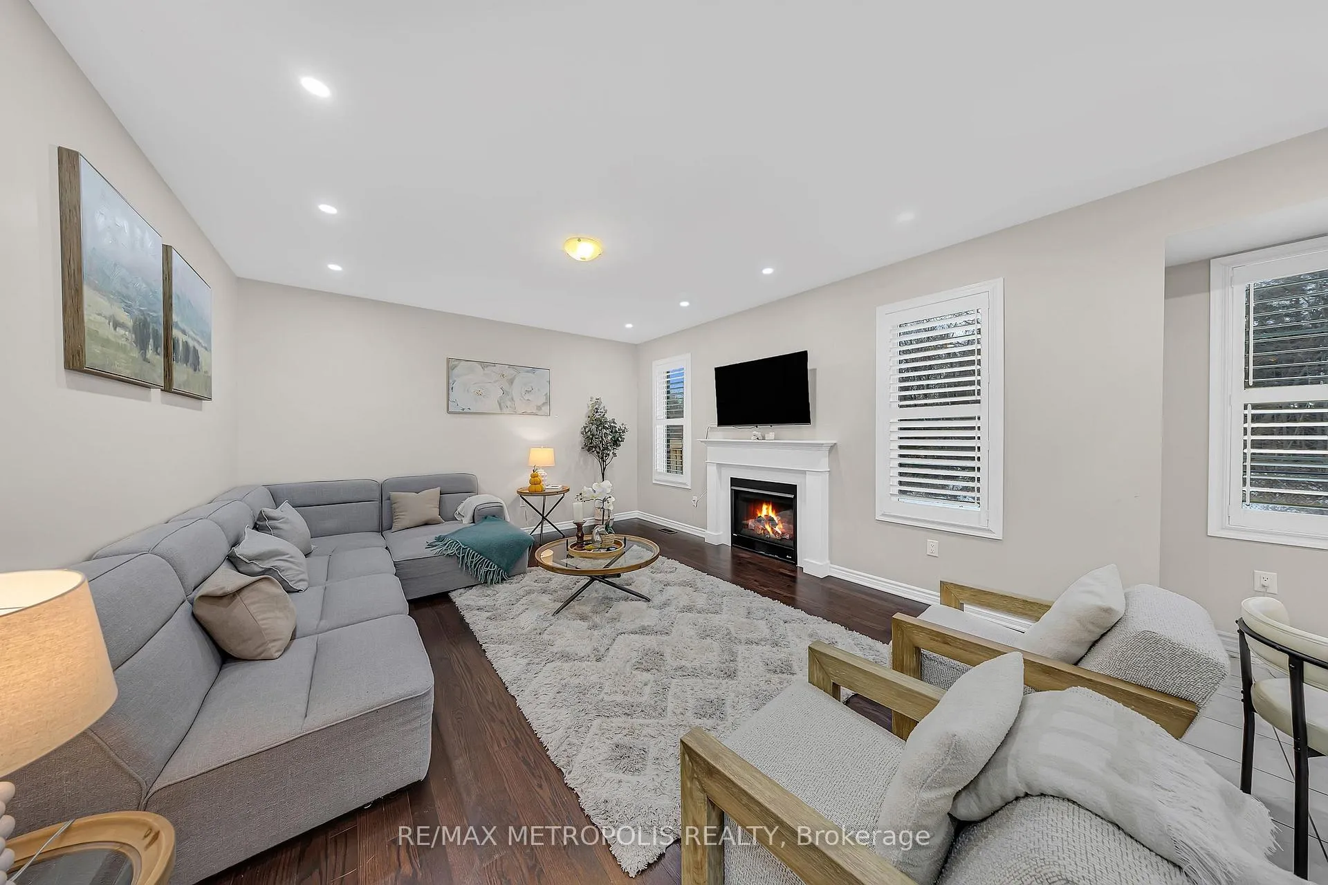 Photo 11 of 94 Newhouse Boulevard, Caledon, Rural Caledon — HOMEH