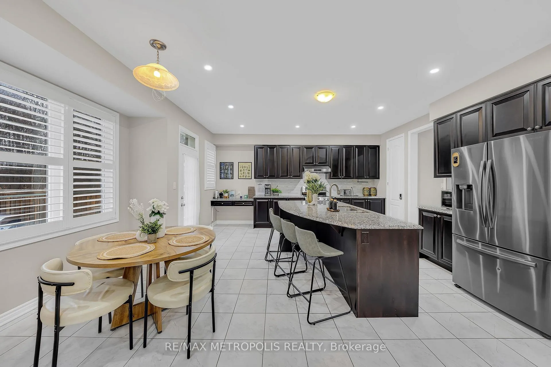 Photo 16 of 94 Newhouse Boulevard, Caledon, Rural Caledon — HOMEH
