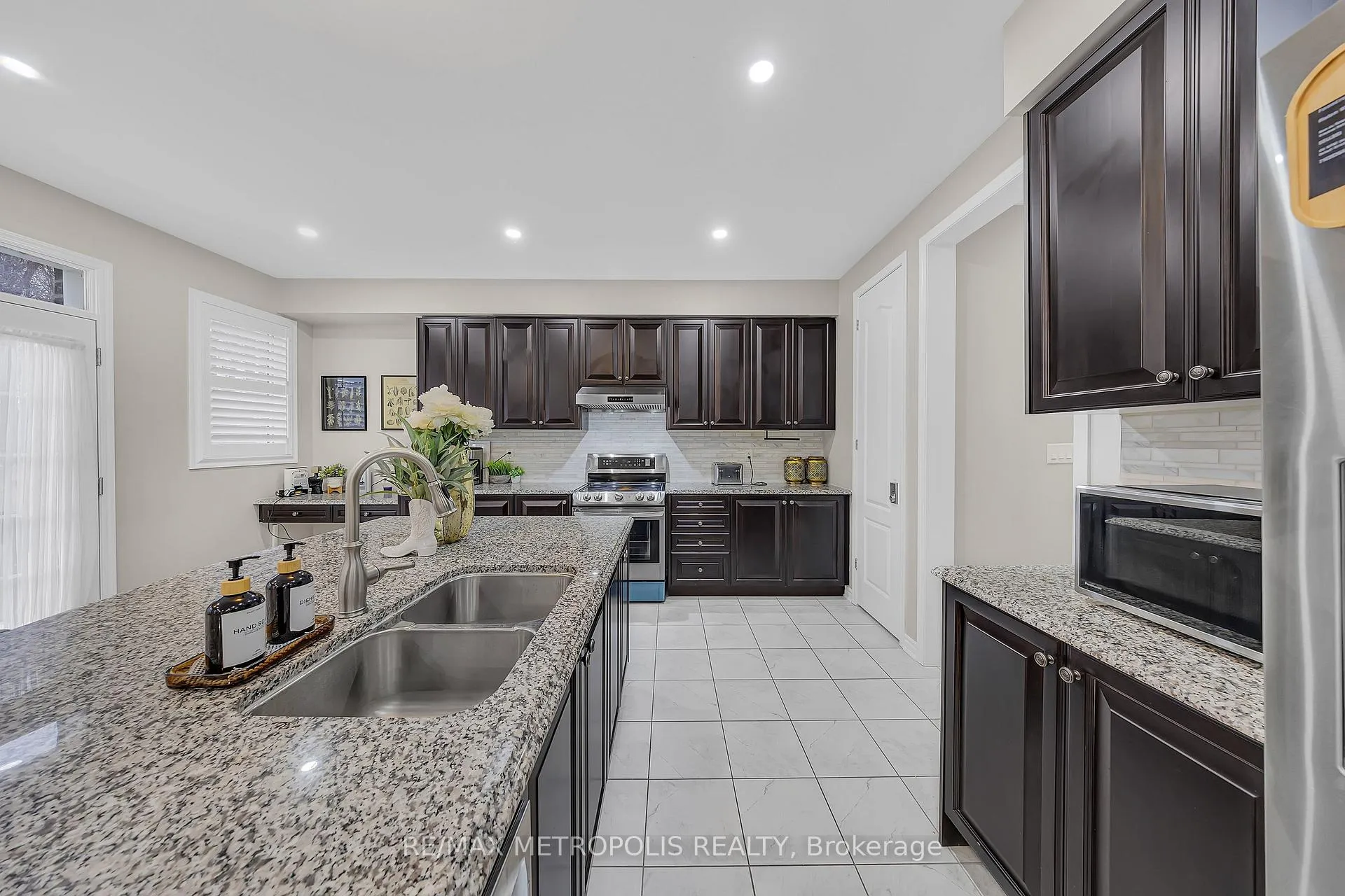 Photo 18 of 94 Newhouse Boulevard, Caledon, Rural Caledon — HOMEH