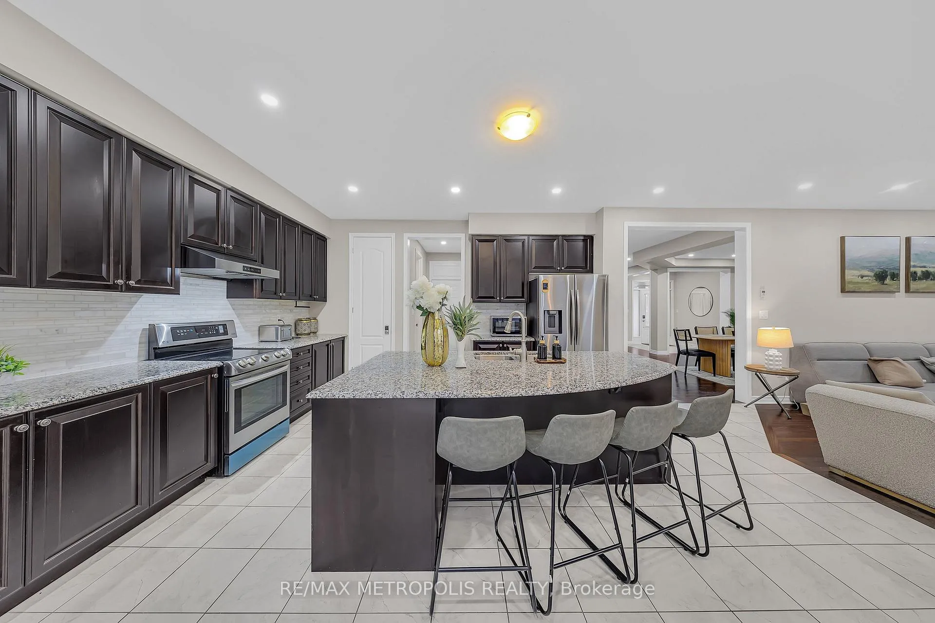 Photo 20 of 94 Newhouse Boulevard, Caledon, Rural Caledon — HOMEH