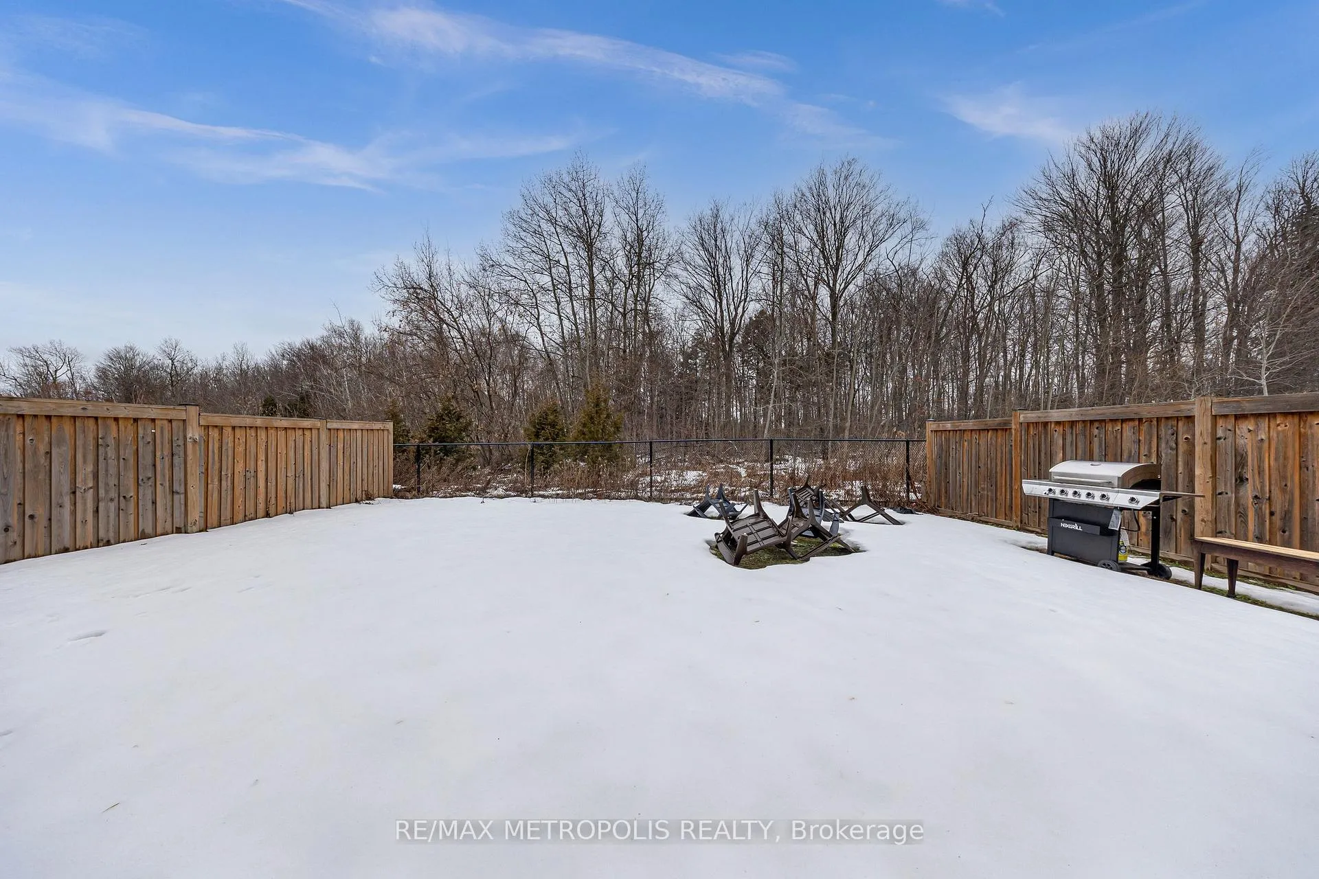 Photo 24 of 94 Newhouse Boulevard, Caledon, Rural Caledon — HOMEH