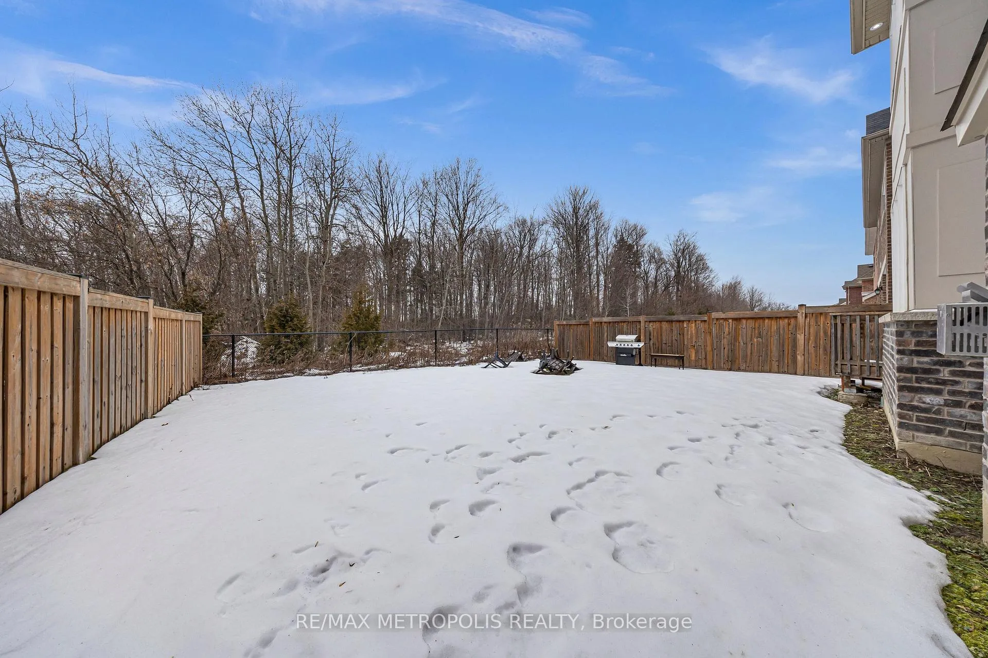 Photo 25 of 94 Newhouse Boulevard, Caledon, Rural Caledon — HOMEH