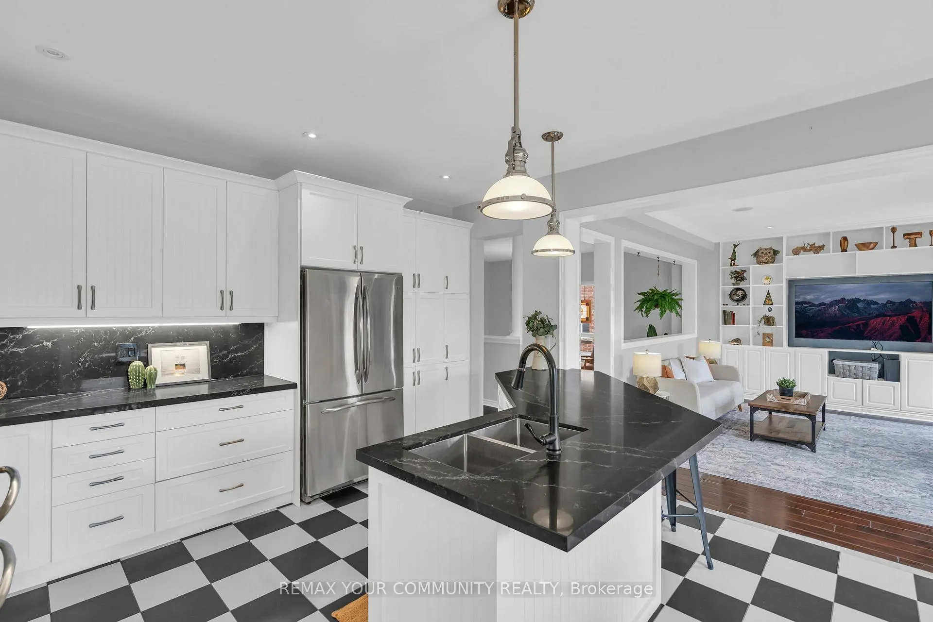 Photo 20 of 37 Bramsey Street, Georgina, Sutton & Jackson's Point — HOMEH