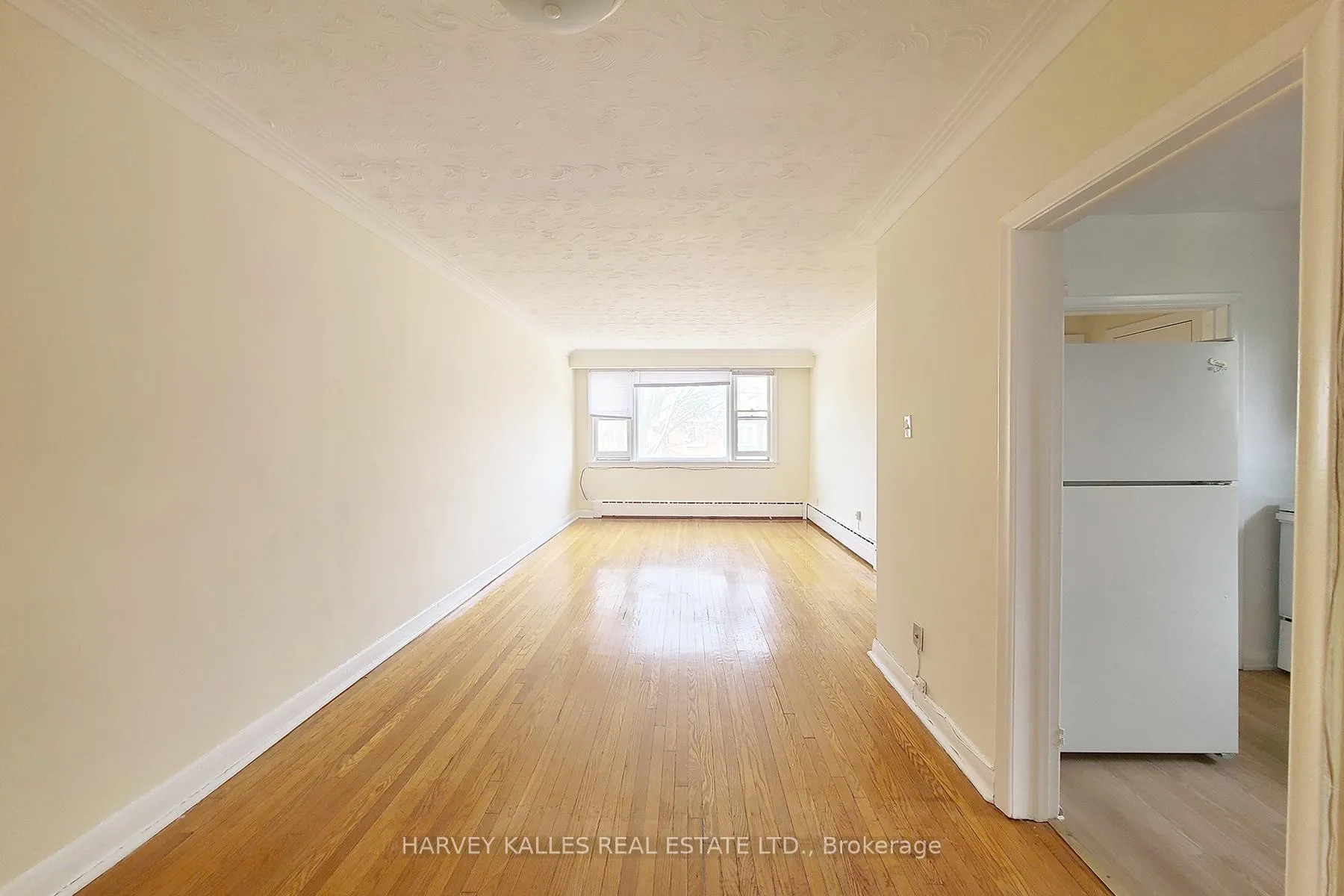 Photo 5 of 103 & 105 Gilmour Avenue, Toronto, Junction Area — HOMEH