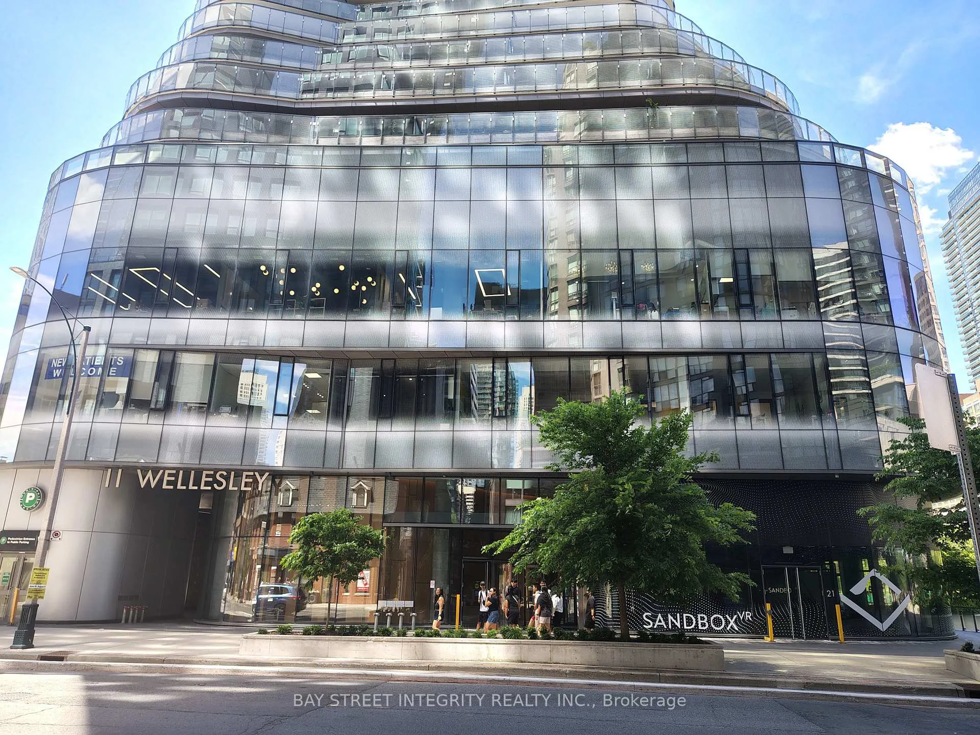 Photo 1 of Unit 1308, 11 Wellesley Street W, Toronto, Bay Street Corridor — HOMEH