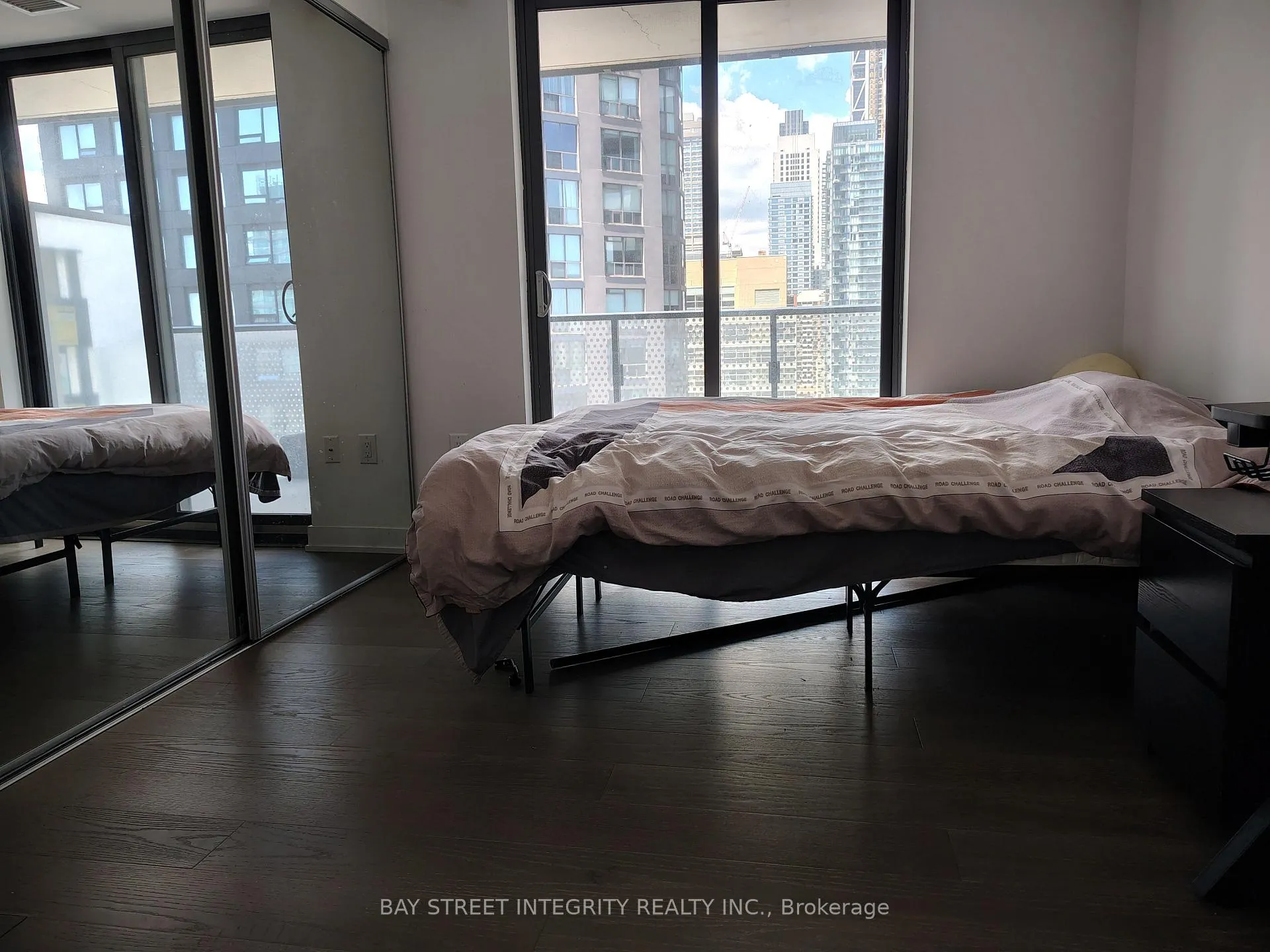 Photo 10 of Unit 1308, 11 Wellesley Street W, Toronto, Bay Street Corridor — HOMEH