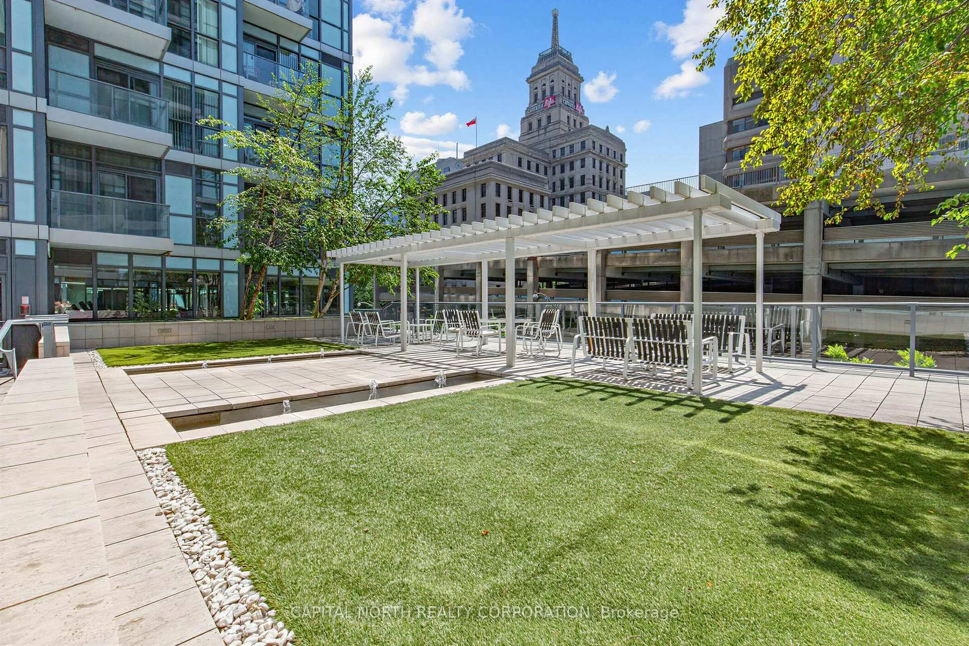 Photo 14 of Unit 1502, 210 Simcoe Street, Toronto, Kensington-Chinatown — HOMEH