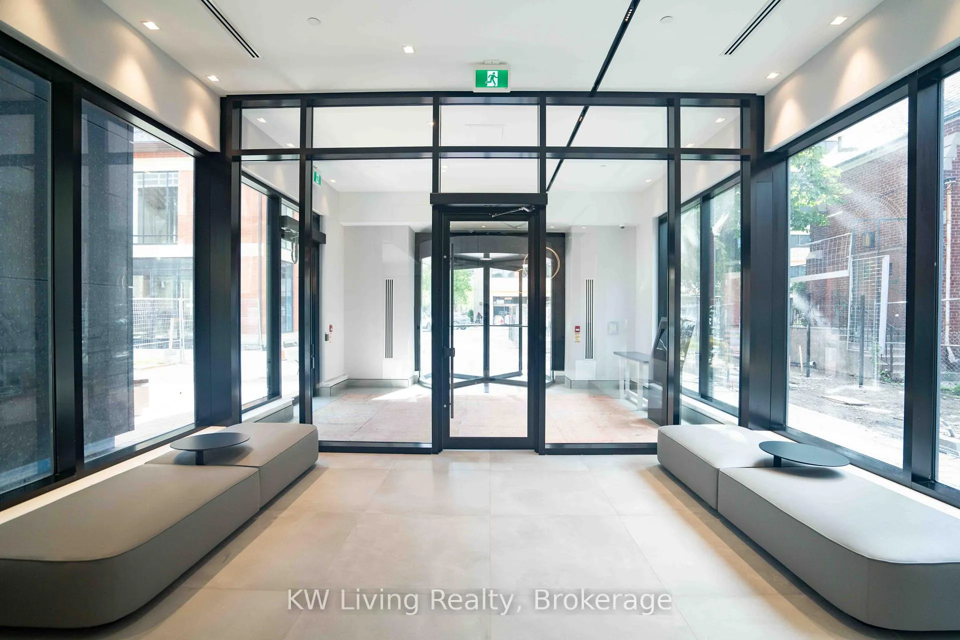 Photo 2 of Unit 2503, 609 Sherbourne Street, Toronto, North St. James Town — HOMEH