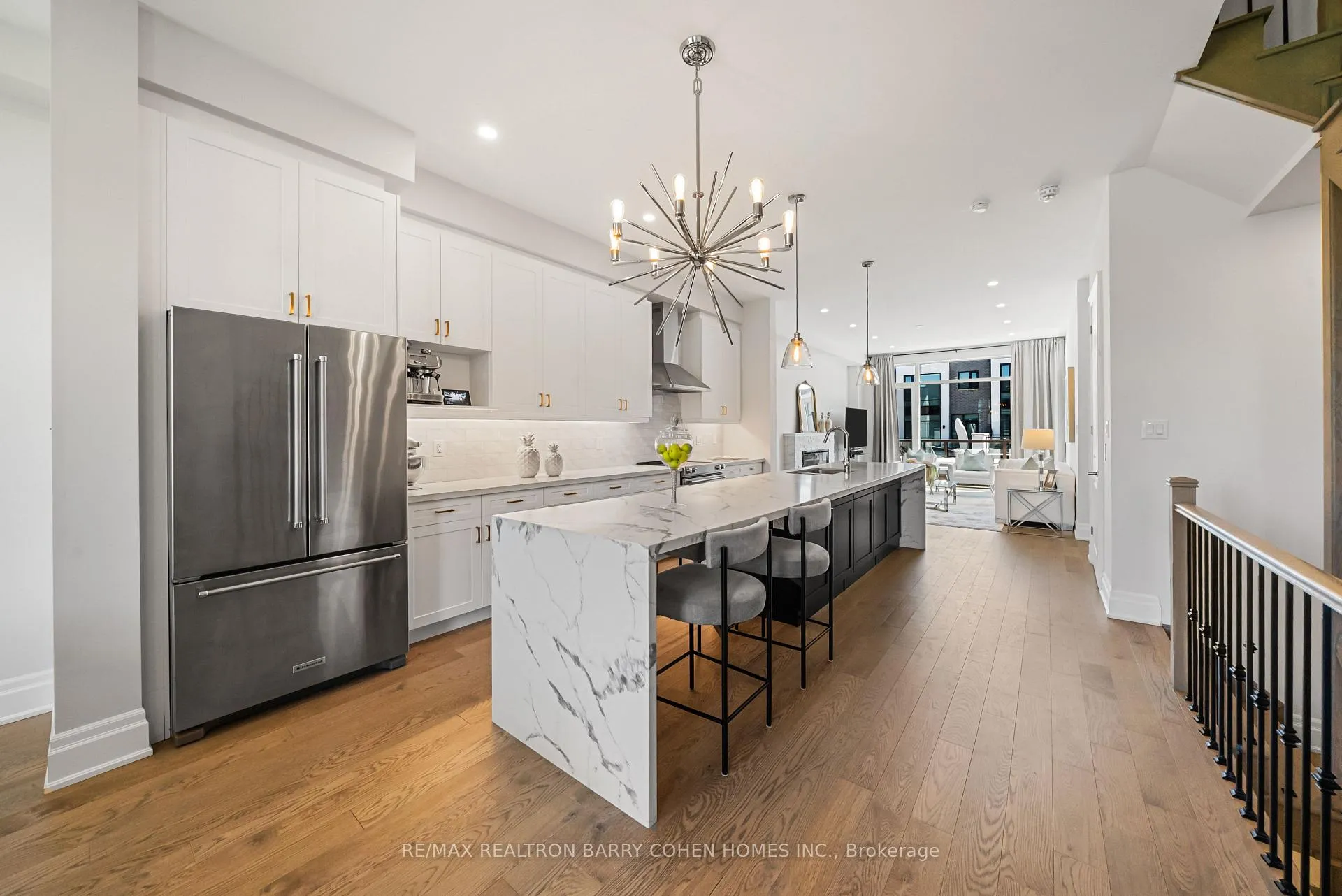 Photo 15 of 8 Heriot Place, Vaughan, Patterson — HOMEH