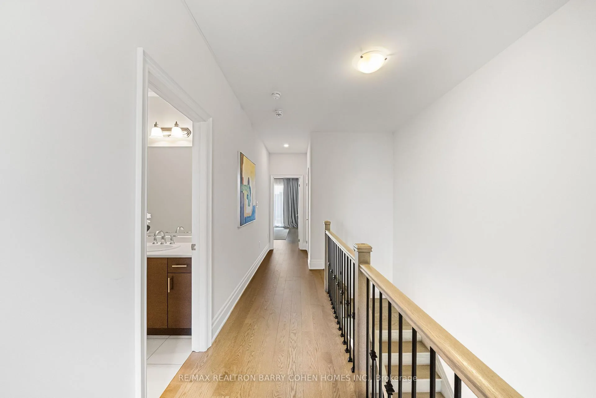 Photo 23 of 8 Heriot Place, Vaughan, Patterson — HOMEH