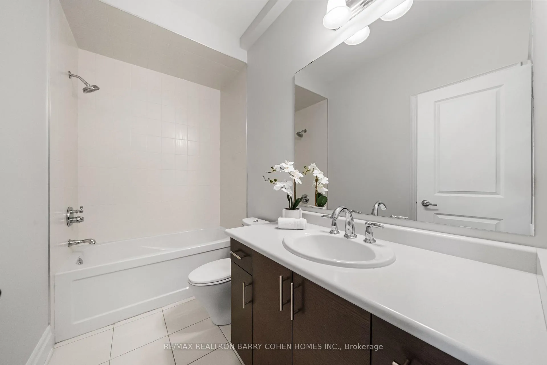 Photo 37 of 8 Heriot Place, Vaughan, Patterson — HOMEH