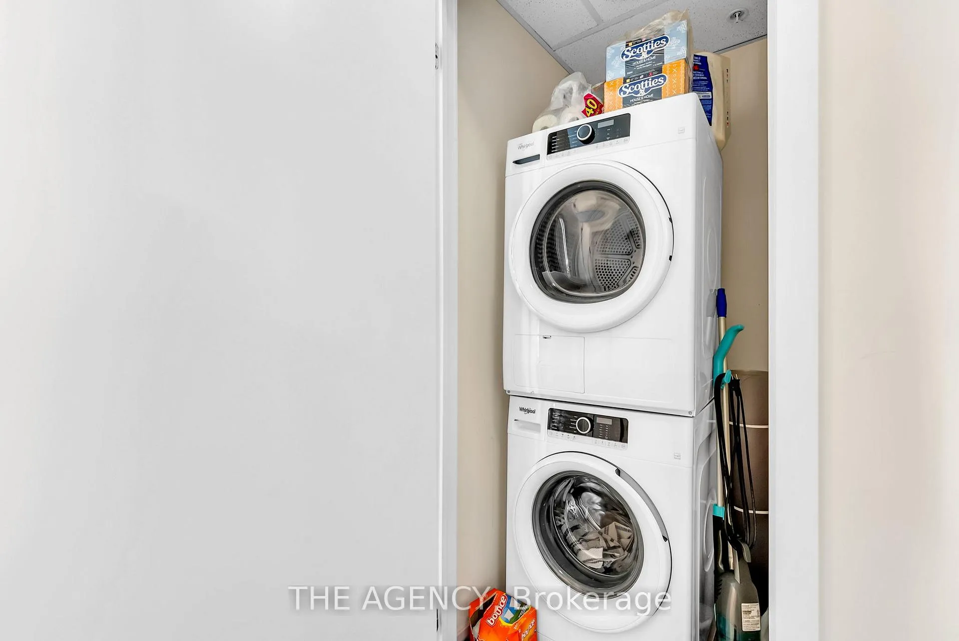 Photo 22 of Unit 1104, 128 King Street N, Waterloo, Downtown Waterloo — HOMEH