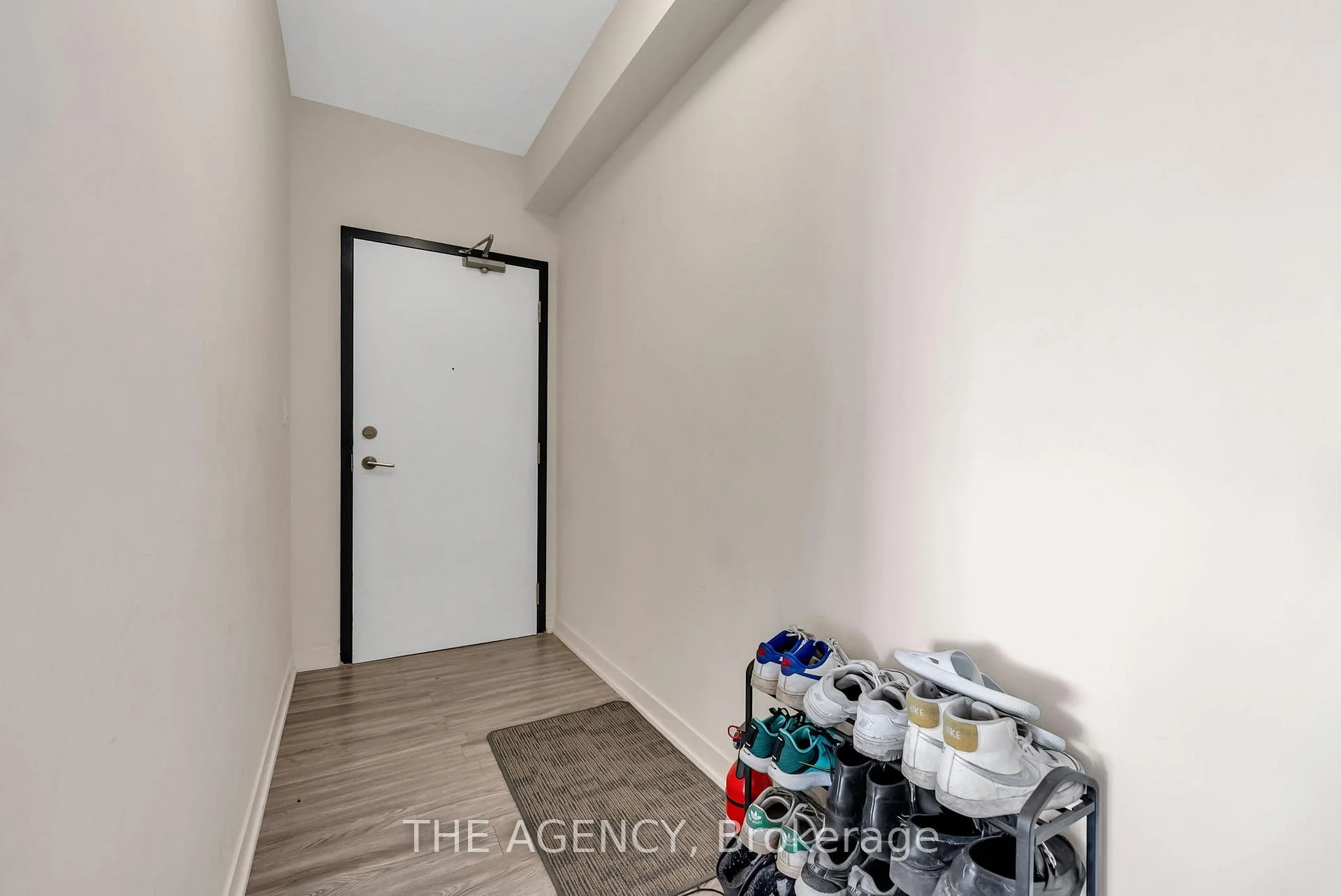 Photo 4 of Unit 1104, 128 King Street N, Waterloo, Downtown Waterloo — HOMEH