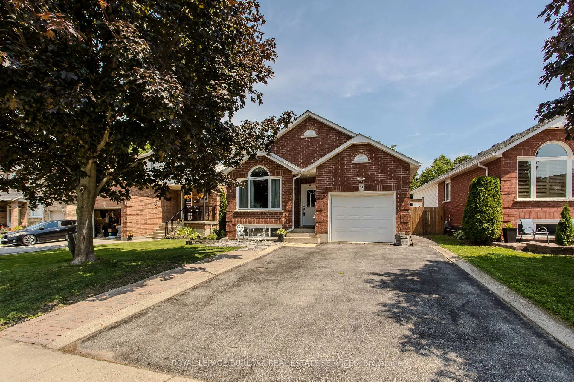 Photo 3 of 23 Annapolis Way, Hamilton, Butler — HOMEH