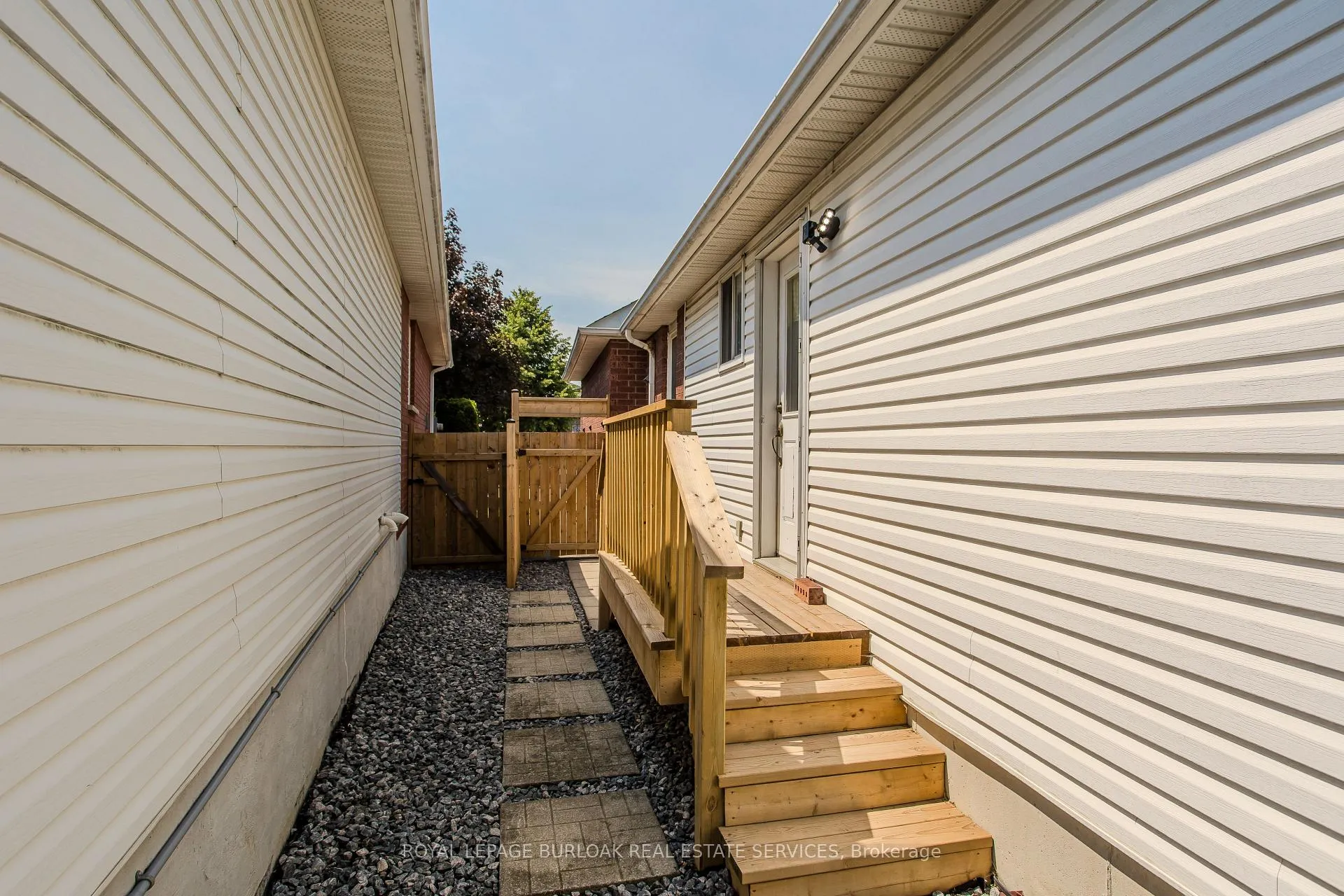 Photo 25 of 23 Annapolis Way, Hamilton, Butler — HOMEH
