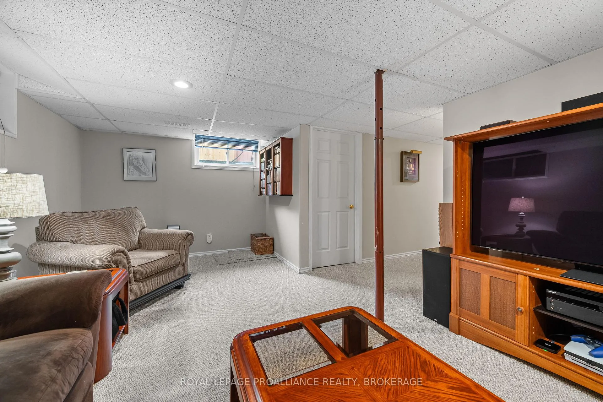 Photo 34 of 954 Rainbow Crescent, Kingston, Kingston East (Incl Barret Crt) — HOMEH