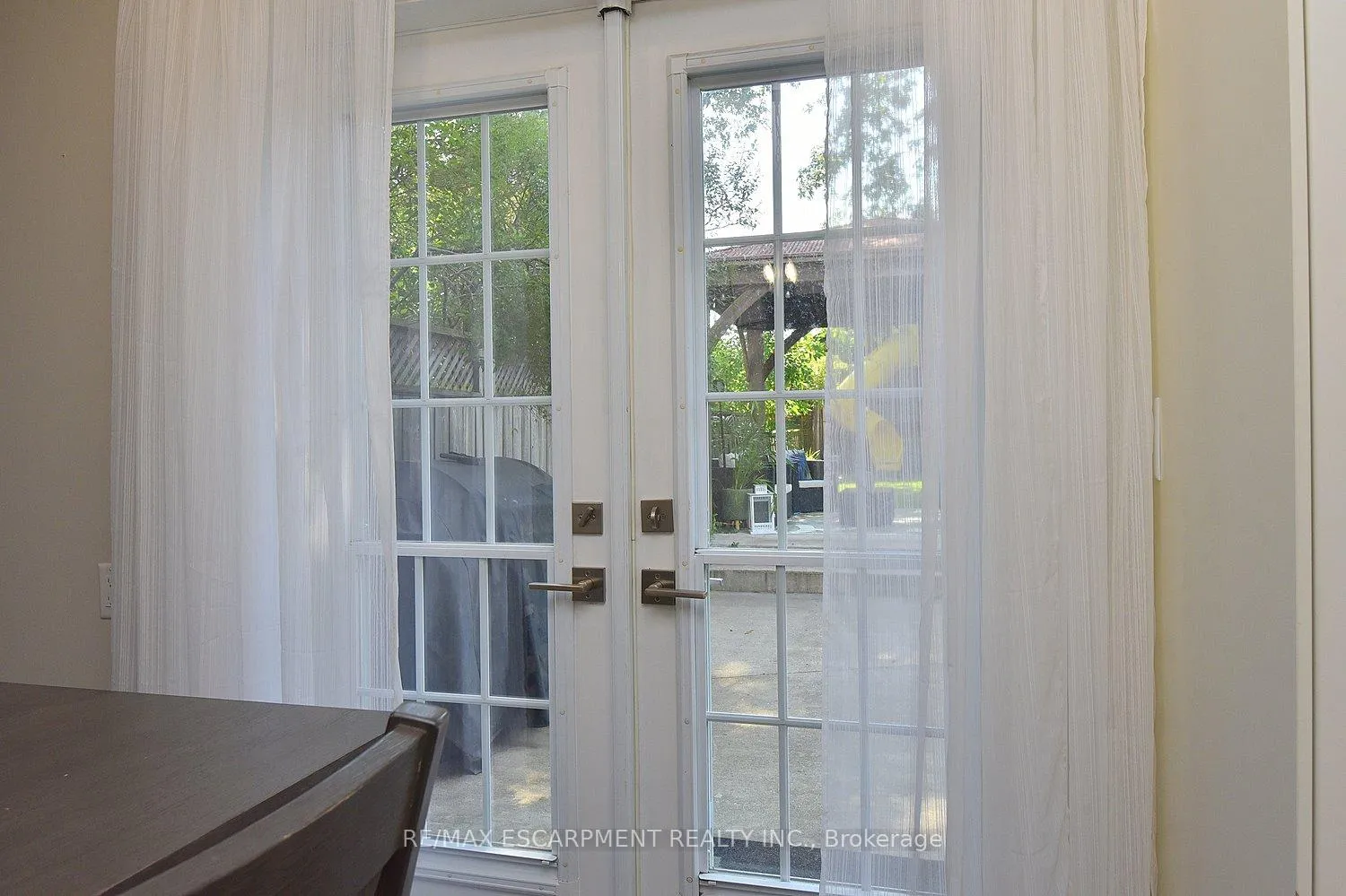 Photo 12 of 1091 Upper Wellington Street, Hamilton, Bruleville — HOMEH