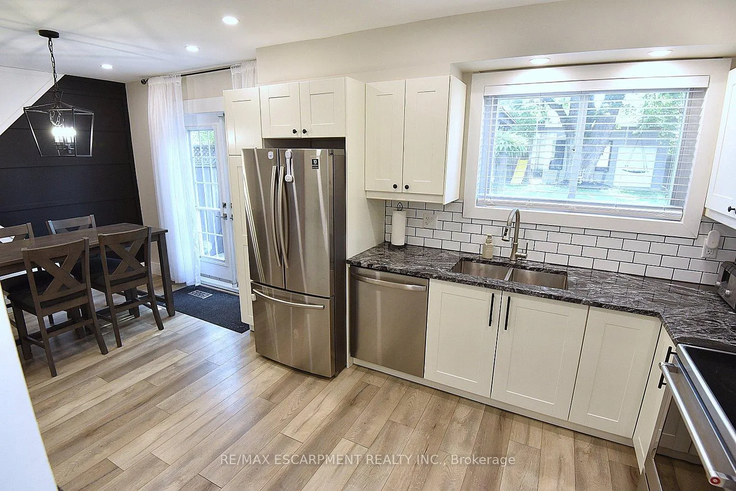 Photo 13 of 1091 Upper Wellington Street, Hamilton, Bruleville — HOMEH