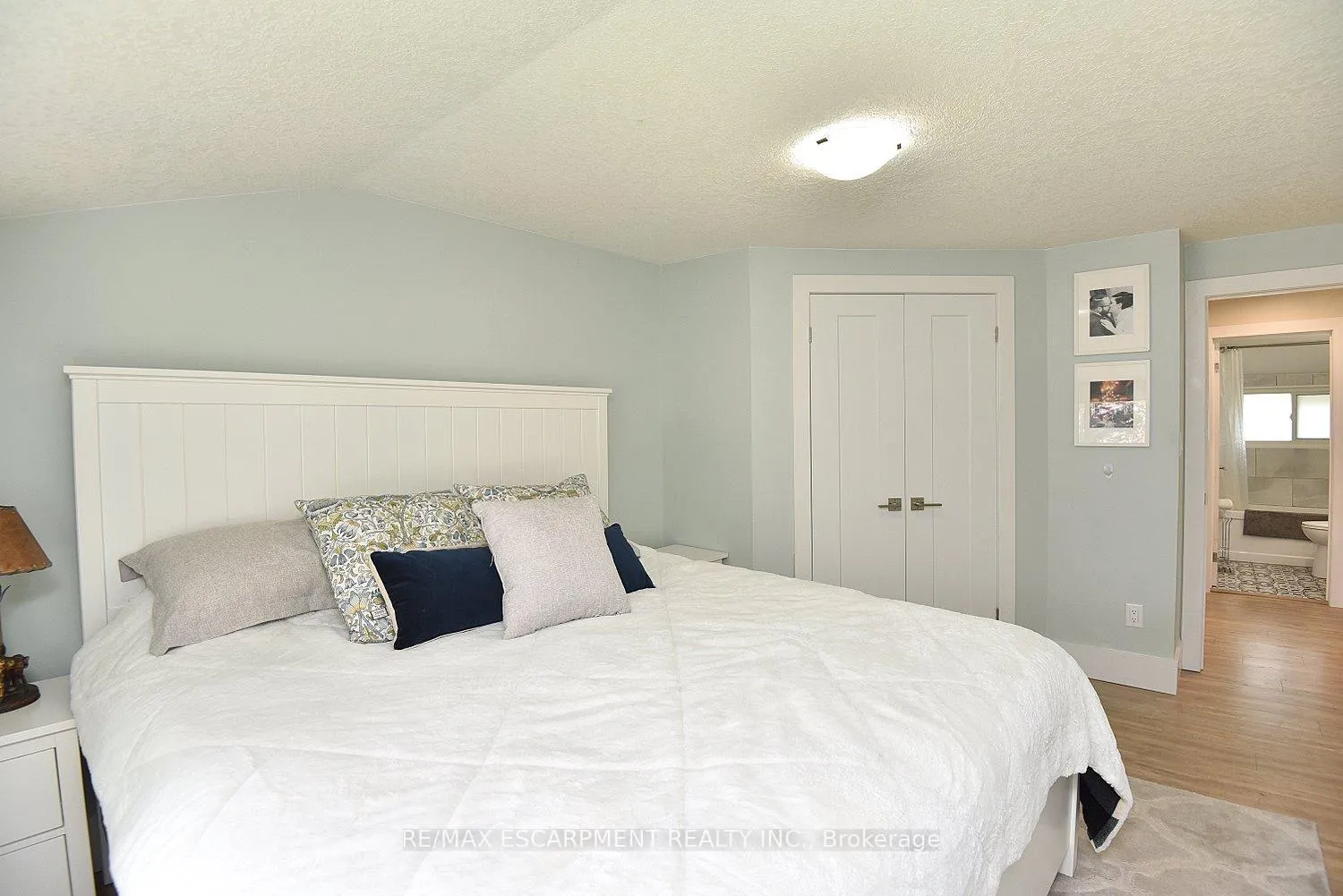Photo 18 of 1091 Upper Wellington Street, Hamilton, Bruleville — HOMEH