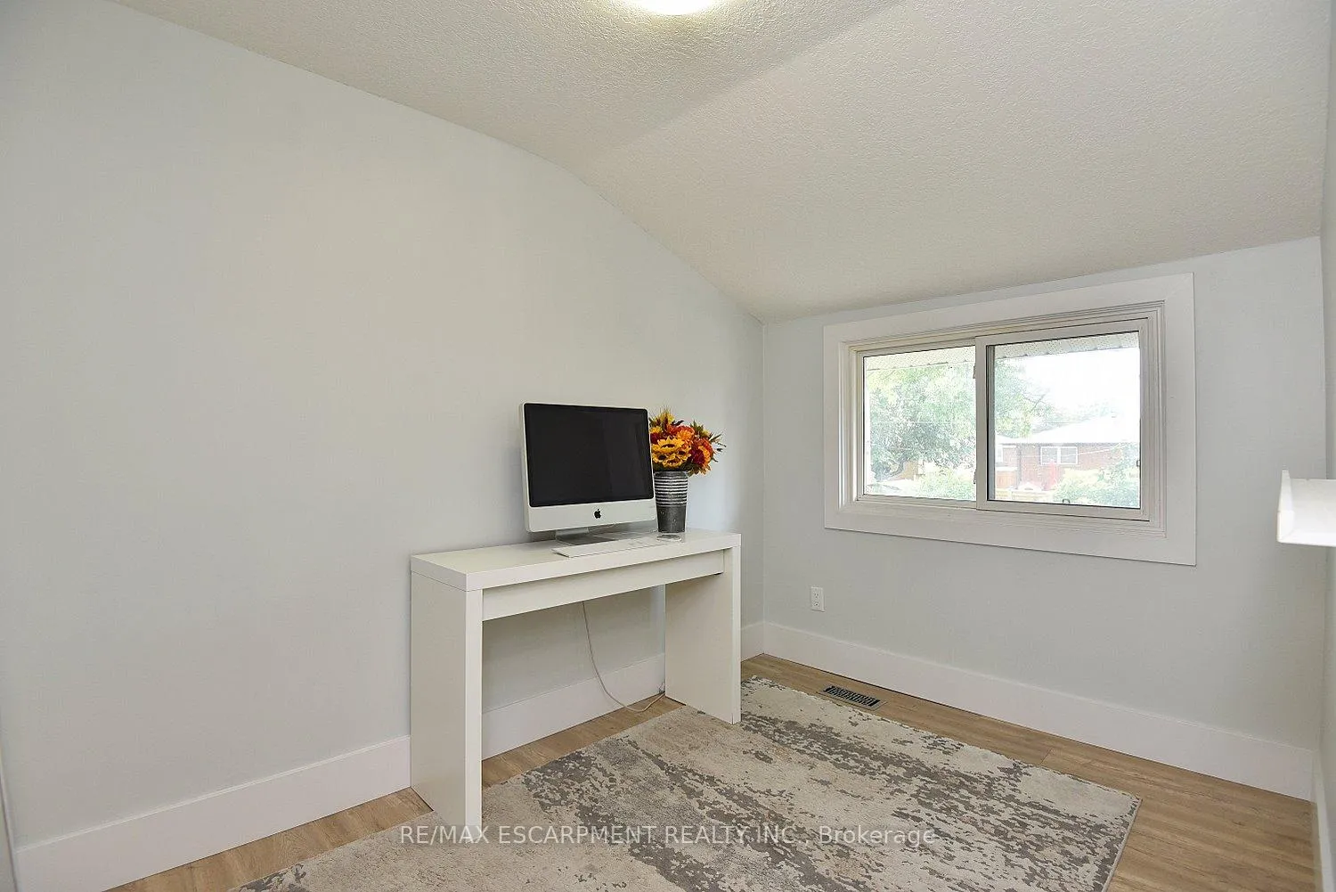 Photo 22 of 1091 Upper Wellington Street, Hamilton, Bruleville — HOMEH