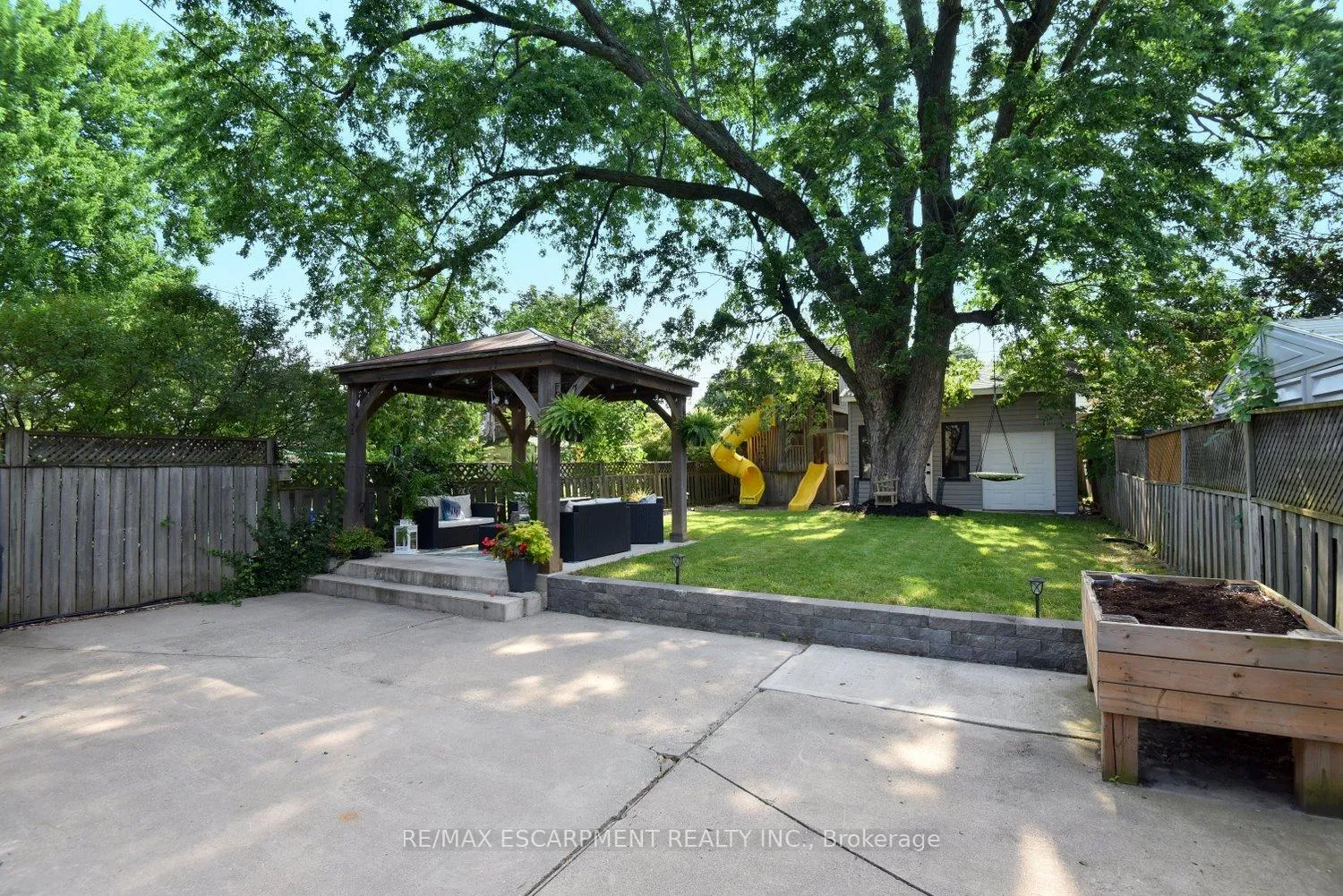 Photo 39 of 1091 Upper Wellington Street, Hamilton, Bruleville — HOMEH