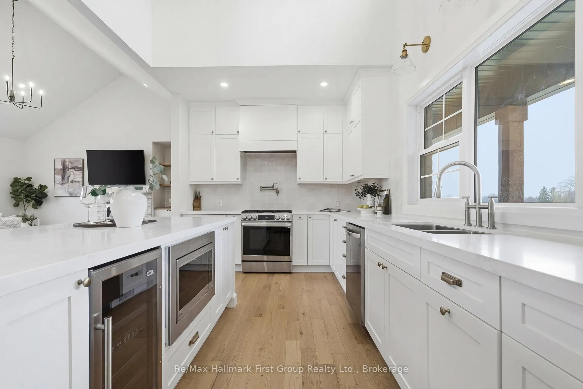 Photo 17 of 8 Archibald Court, Hamilton, Homeside — HOMEH