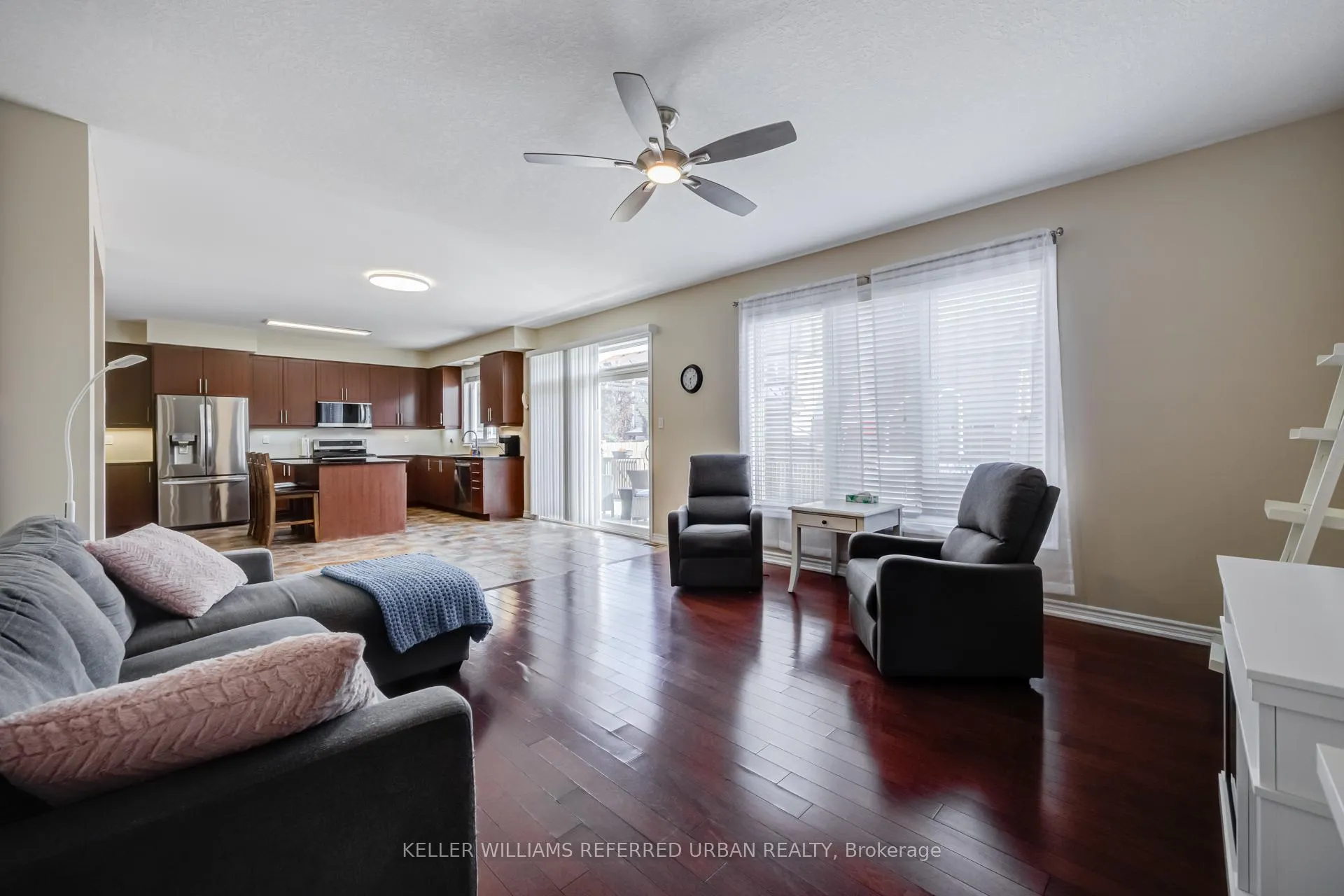 Photo 13 of 141 Whitwell Way, Hamilton, Binbrook — HOMEH