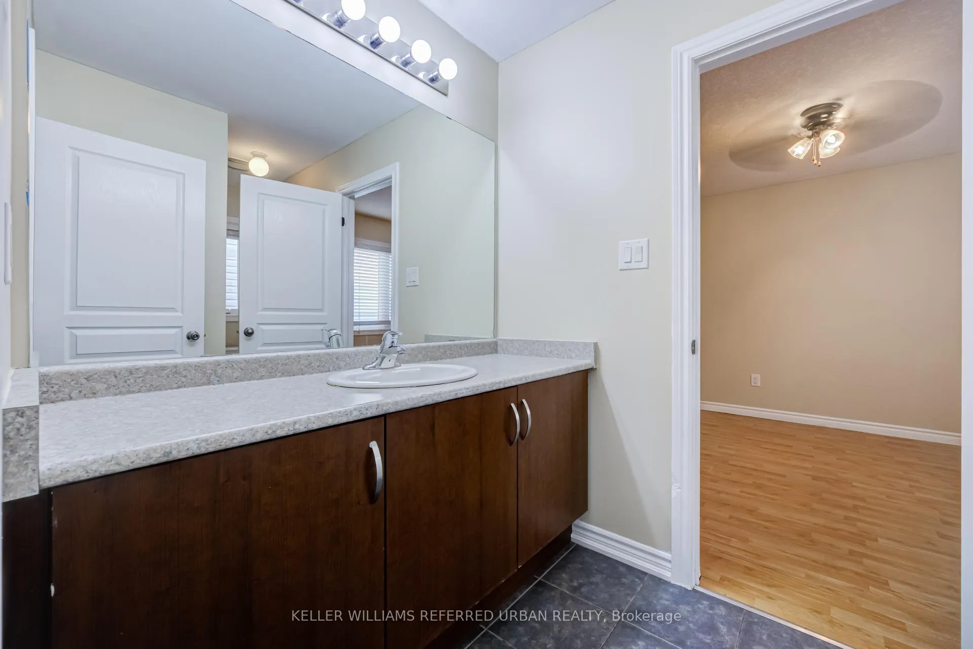 Photo 34 of 141 Whitwell Way, Hamilton, Binbrook — HOMEH