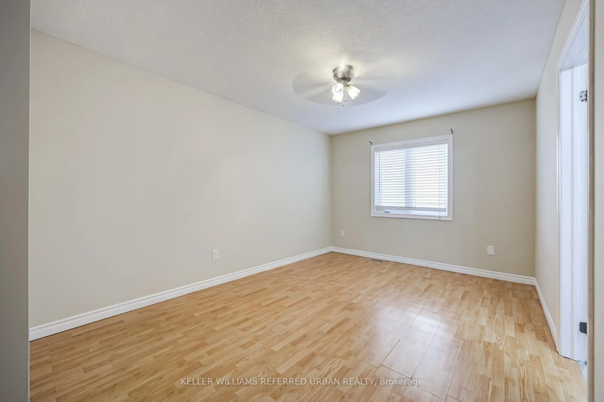 Photo 36 of 141 Whitwell Way, Hamilton, Binbrook — HOMEH