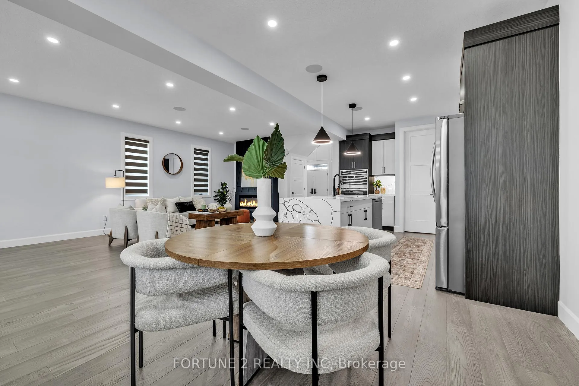 Photo 9 of 1143 Hobbs Drive, London, South U — HOMEH