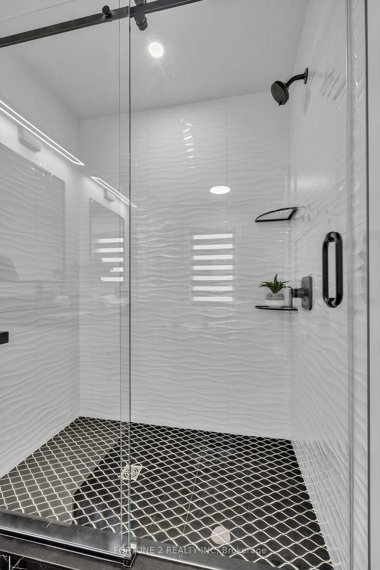 Photo 21 of 1143 Hobbs Drive, London, South U — HOMEH