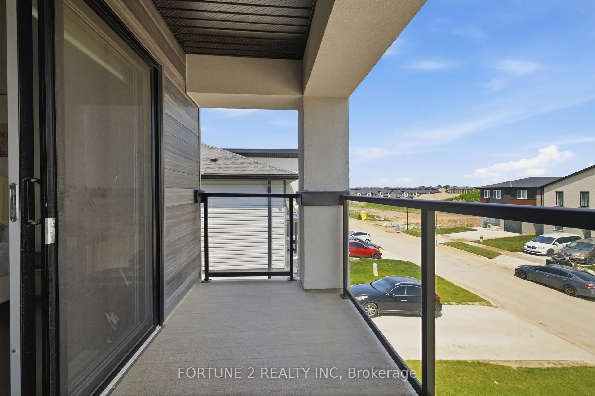Photo 26 of 1143 Hobbs Drive, London, South U — HOMEH