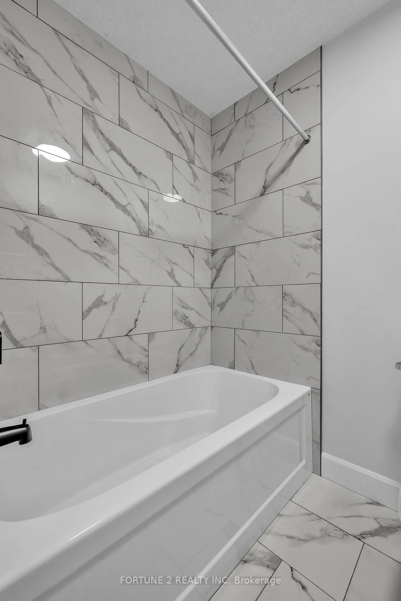 Photo 28 of 1143 Hobbs Drive, London, South U — HOMEH