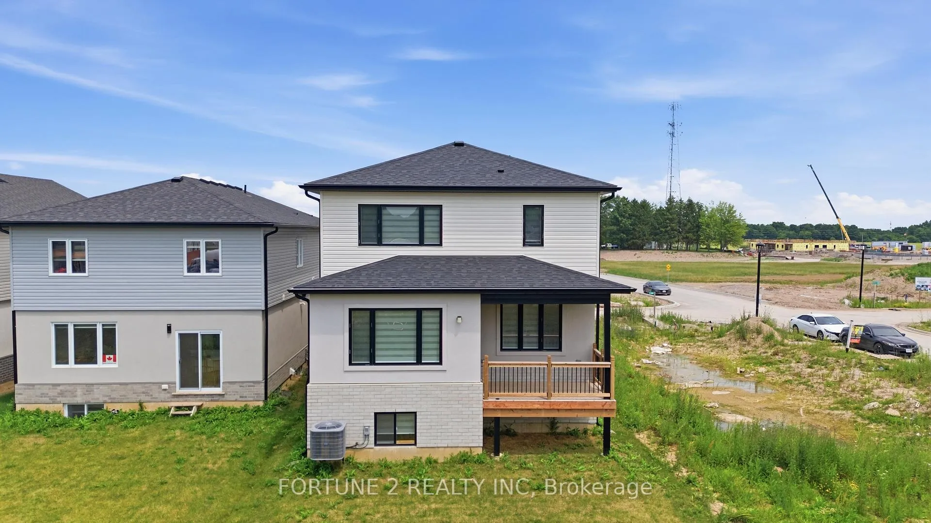 Photo 44 of 1143 Hobbs Drive, London, South U — HOMEH